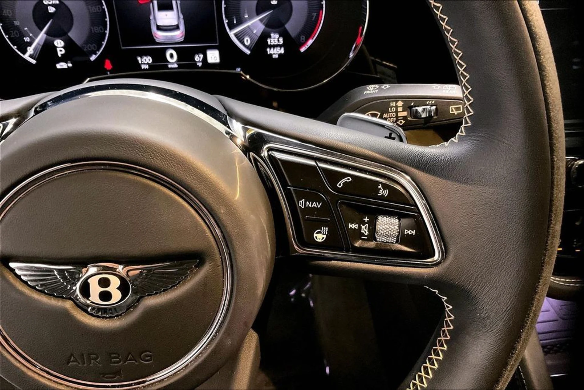 mph023_3612195245_76684737547d86292748f7c3534c092ex_0a94b58218