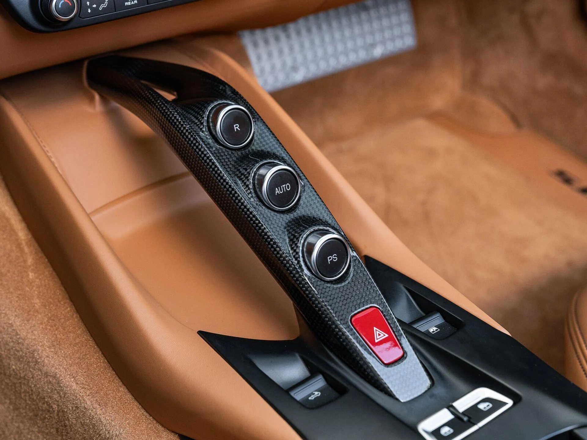 mph023_3616737863_Used_2022_Ferrari_812_GTS_Convertible_1784905682_c7f5e5a74b