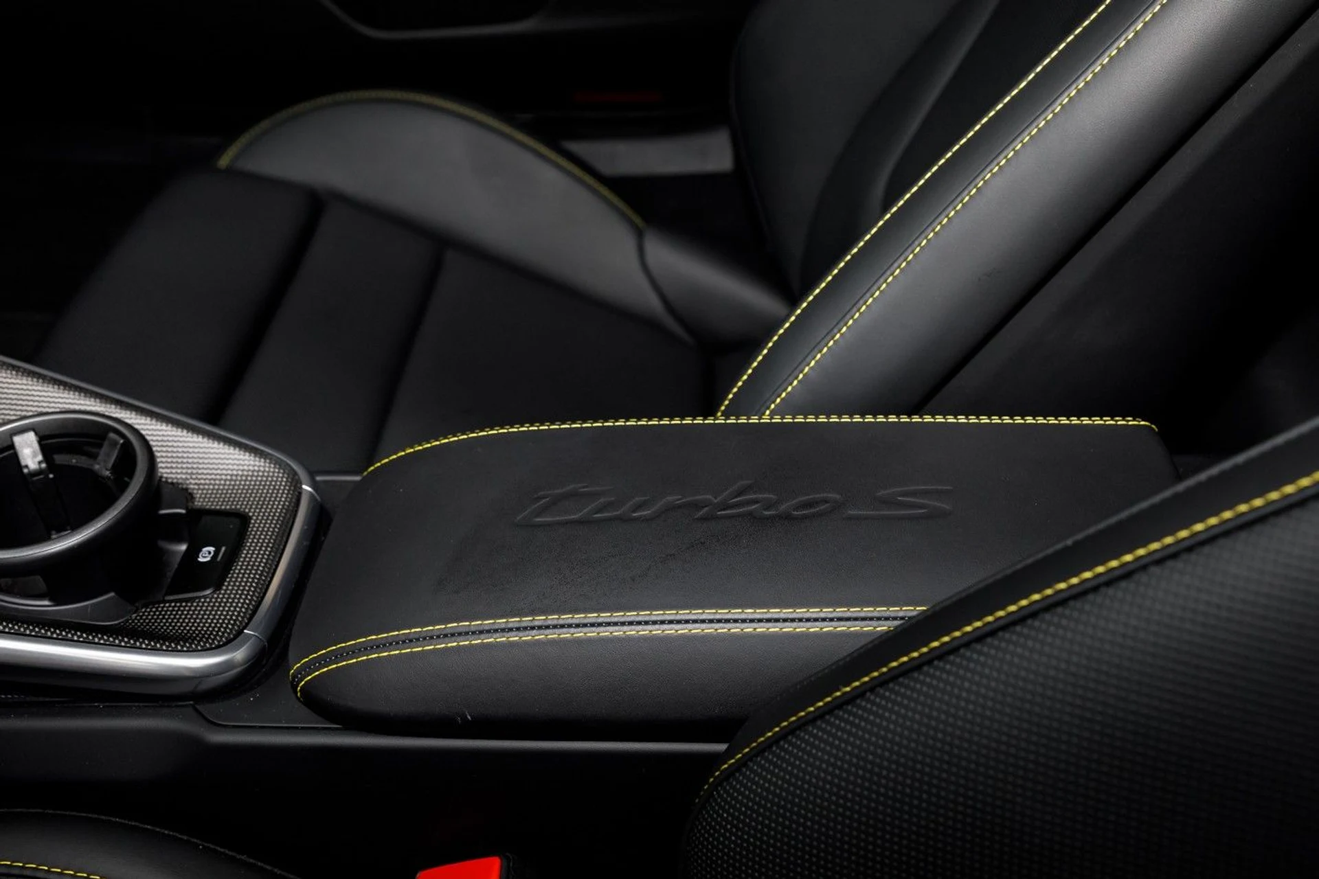 mph023_3626199259_622_p24_l_817c97a5e7