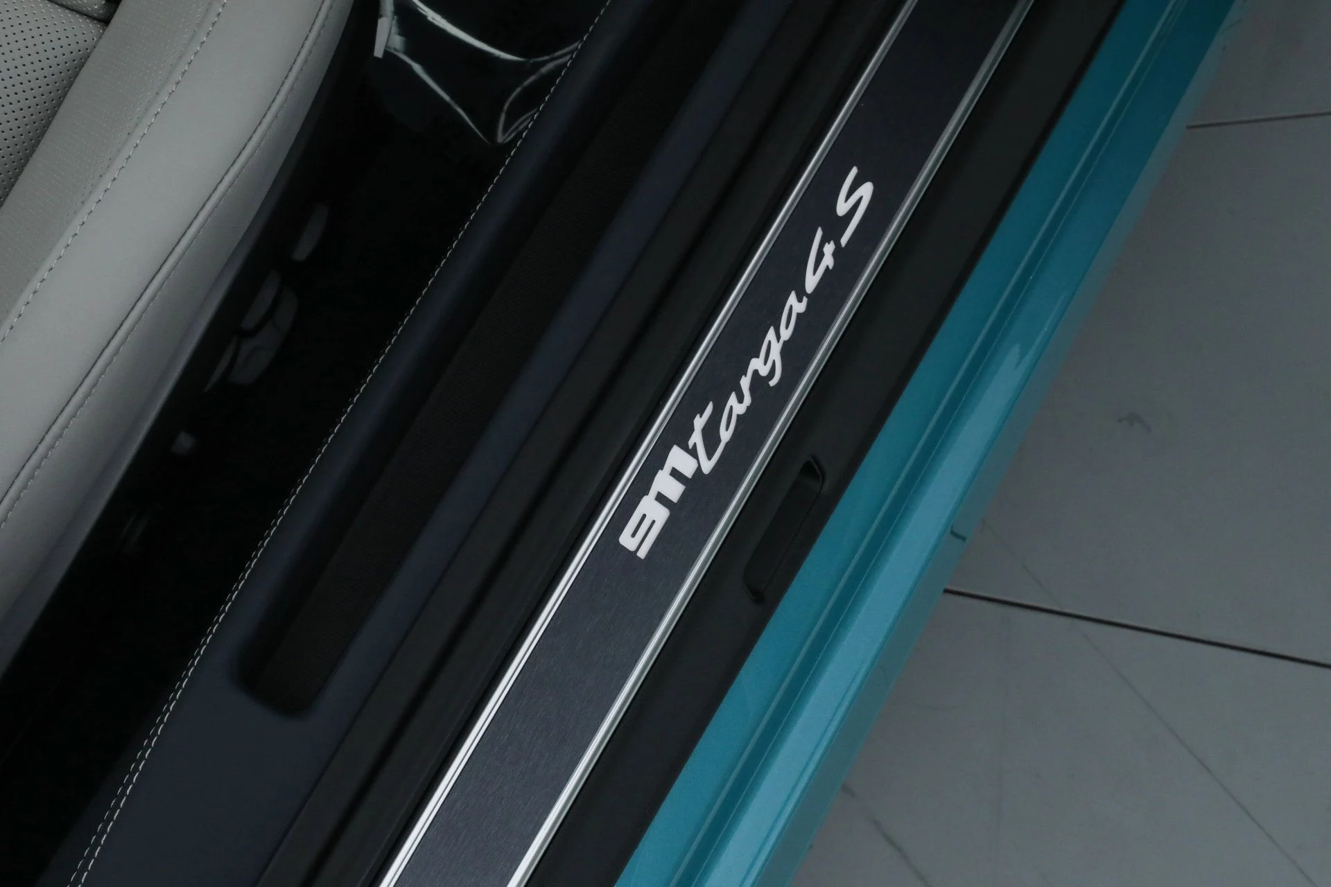 mph023_3629349542_cd1cb33eb6142d13da21794b15c906da_040ada3c2c