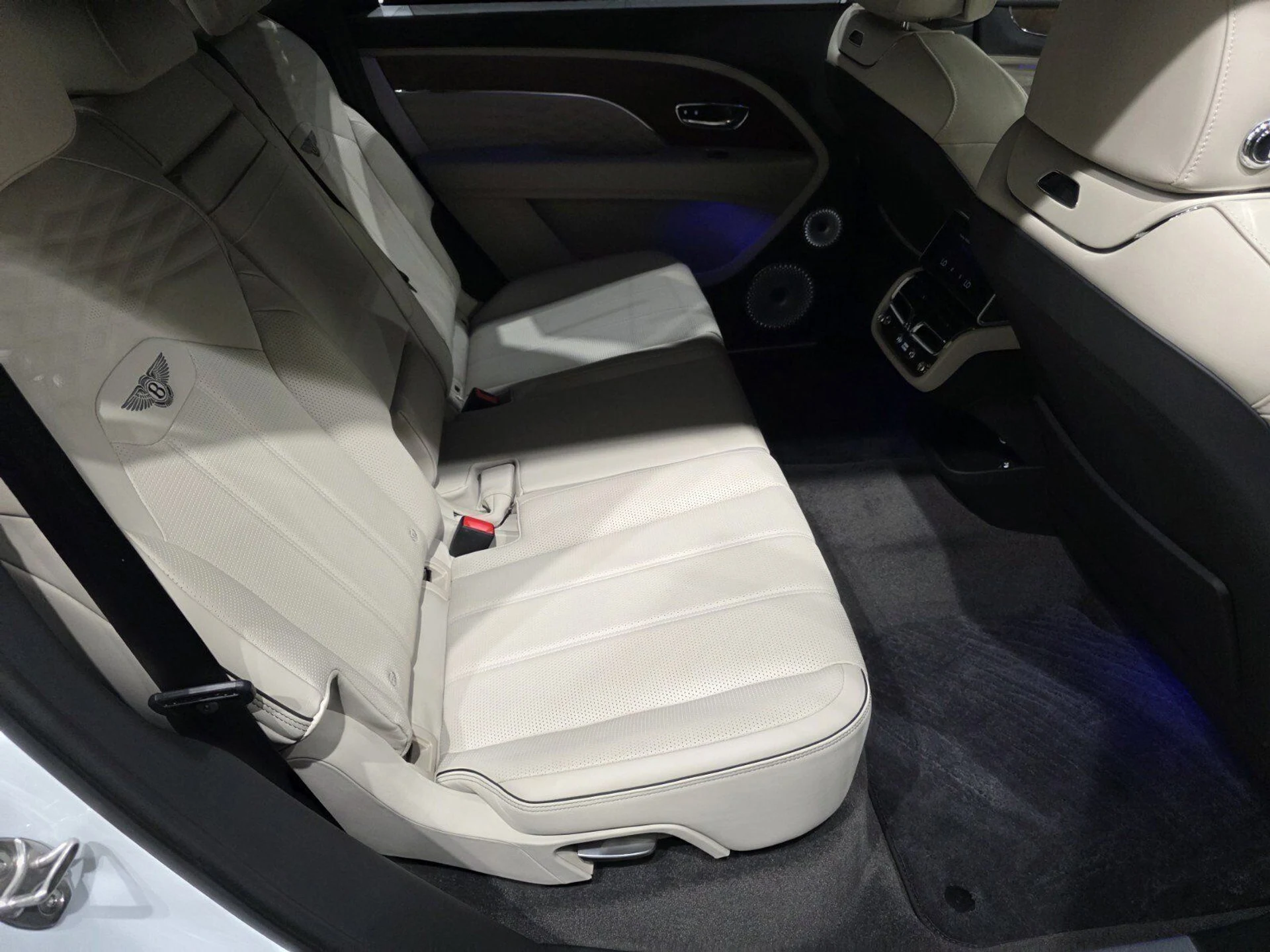 mph023_36334598_1dad1ab4e2b615f0f8e798b7f7760cb2_6b8f148850