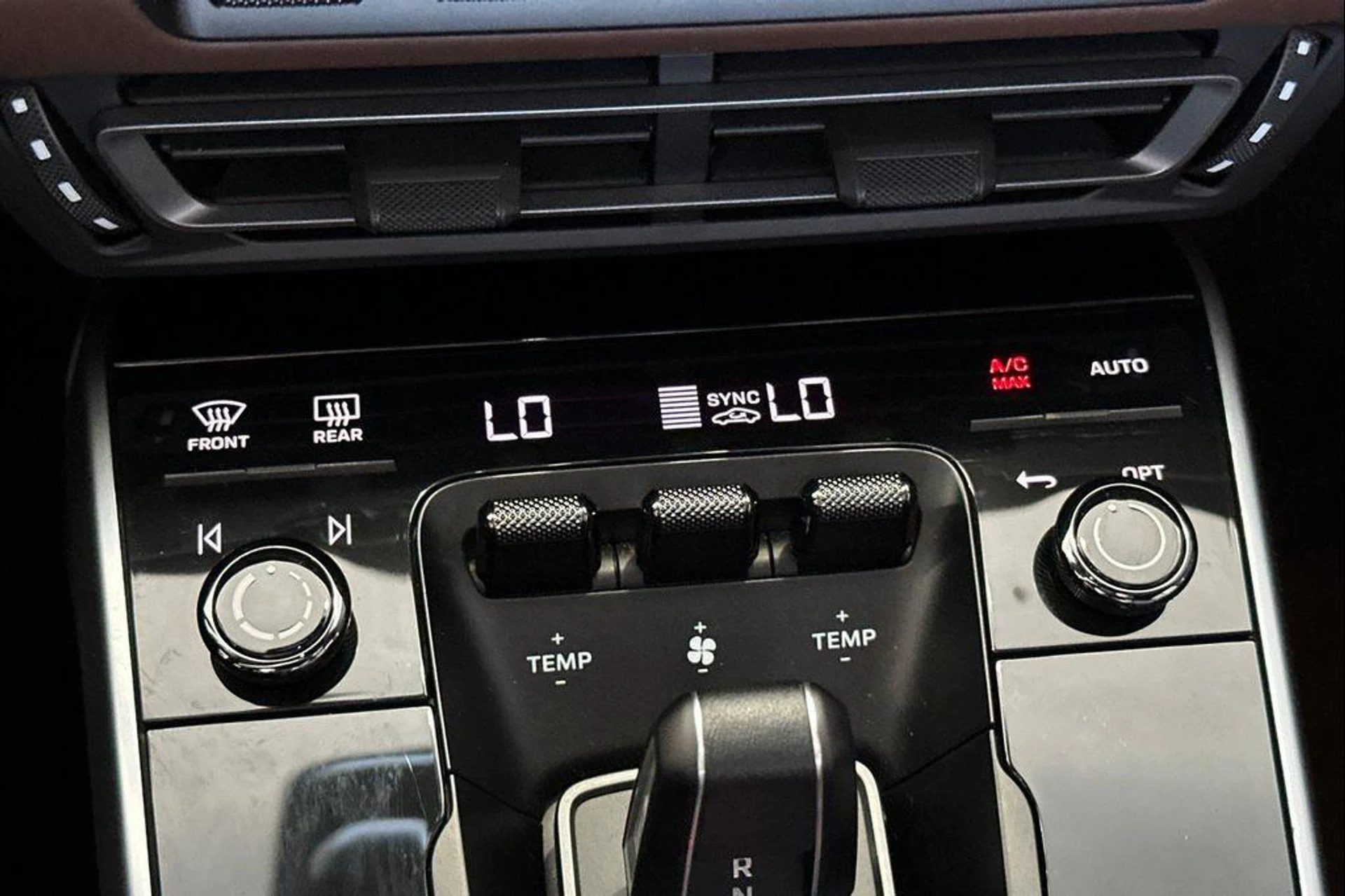 mph023_3638716527_h_YTJC_8_M_Hi_Zs_Rvrhd_T_Mzbaowv_Q40_7044eb7292