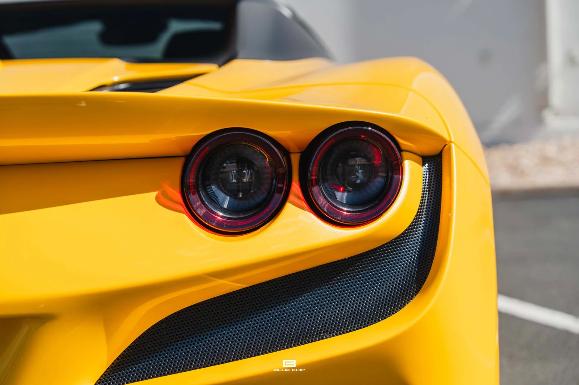 mph023_3645611187_6a2adfa448bc4a906a904067_762_20_202021_20_Ferrari_20_F8_20_Spider_20_20023_2d4e71d985