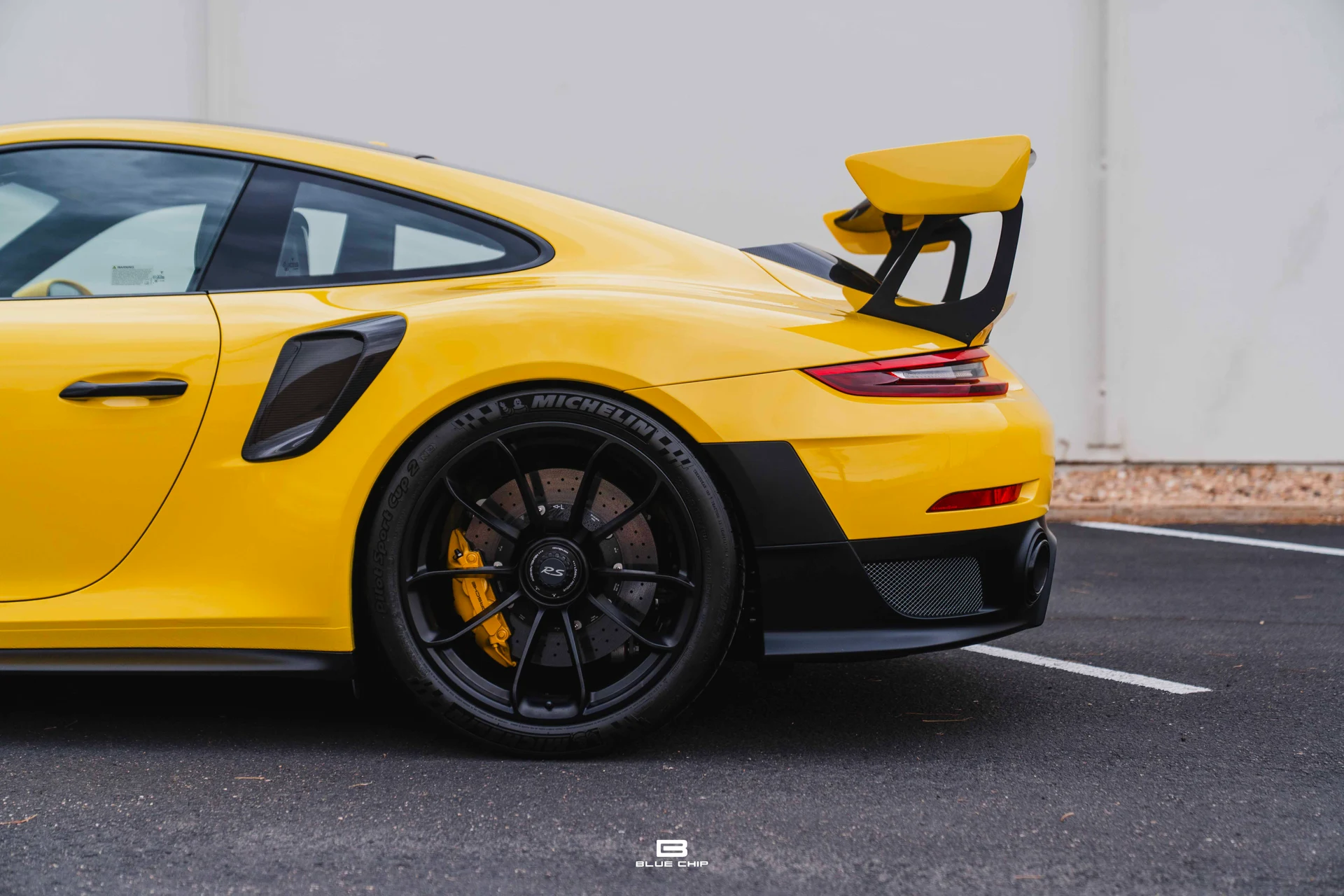 mph023_3648949106_69c4572637fa18a067d9d691_A7405938_834ff685d8