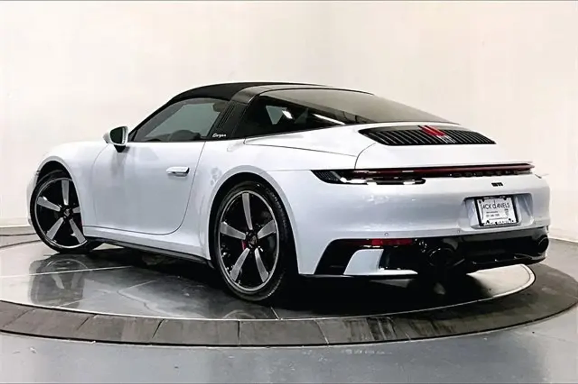 mph023_3649399793_960_dbd01e953f