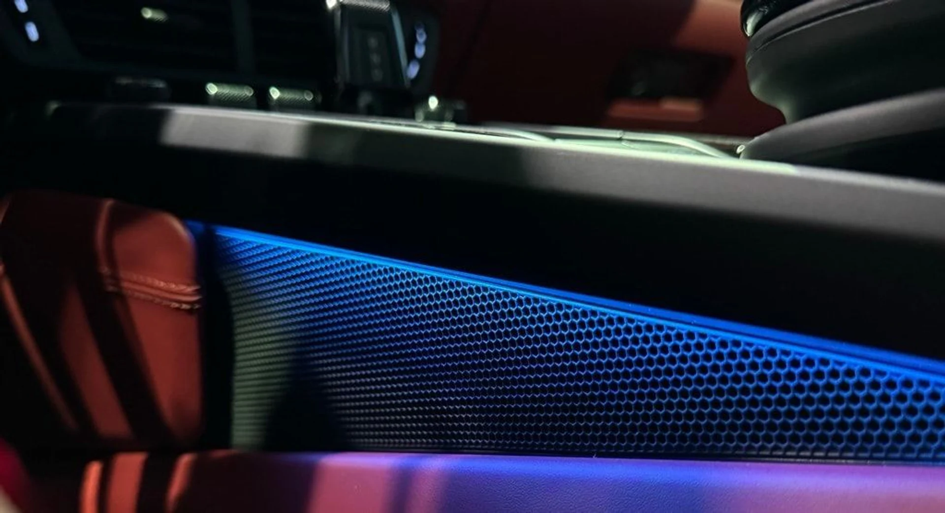 mph023_3657835196_efcb57430b53f0bf7de9dcddc6e5d2a3x_2f9d3a85b6