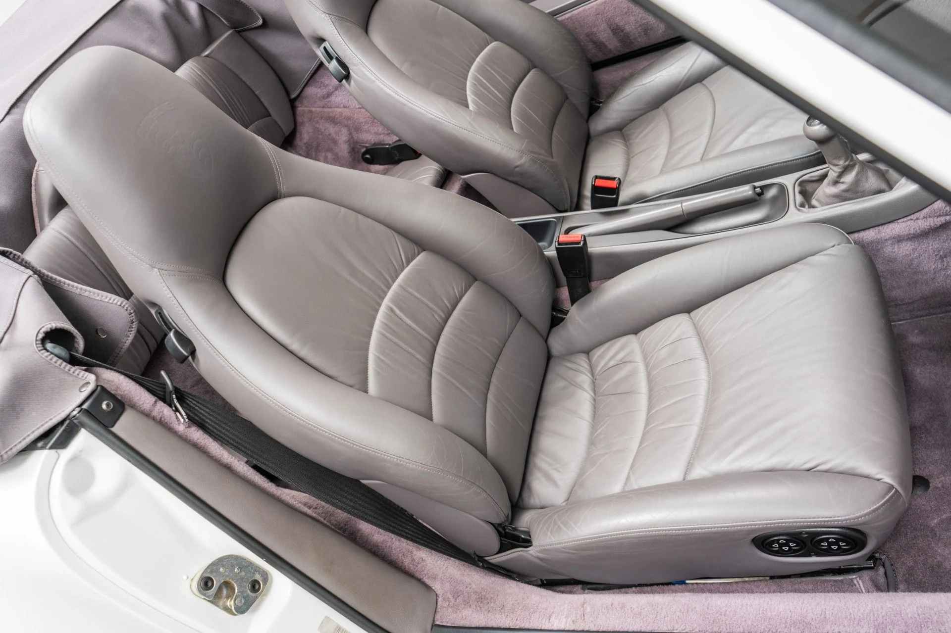 mph023_3659804962_Used_1995_Porsche_911_Carrera_1788212856_1de2205ce8