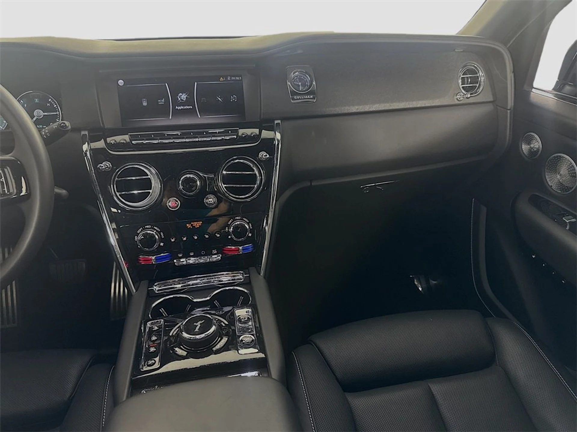 mph023_3670778647_354e96401f6efc3bc92482e38e79622e_1538f95e5e