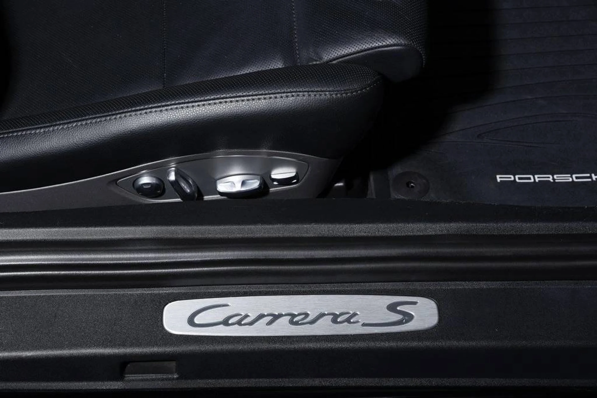 mph023_3674198394_3c498e0af70ece45f64c1a3a286fb833x_bf05f97df4