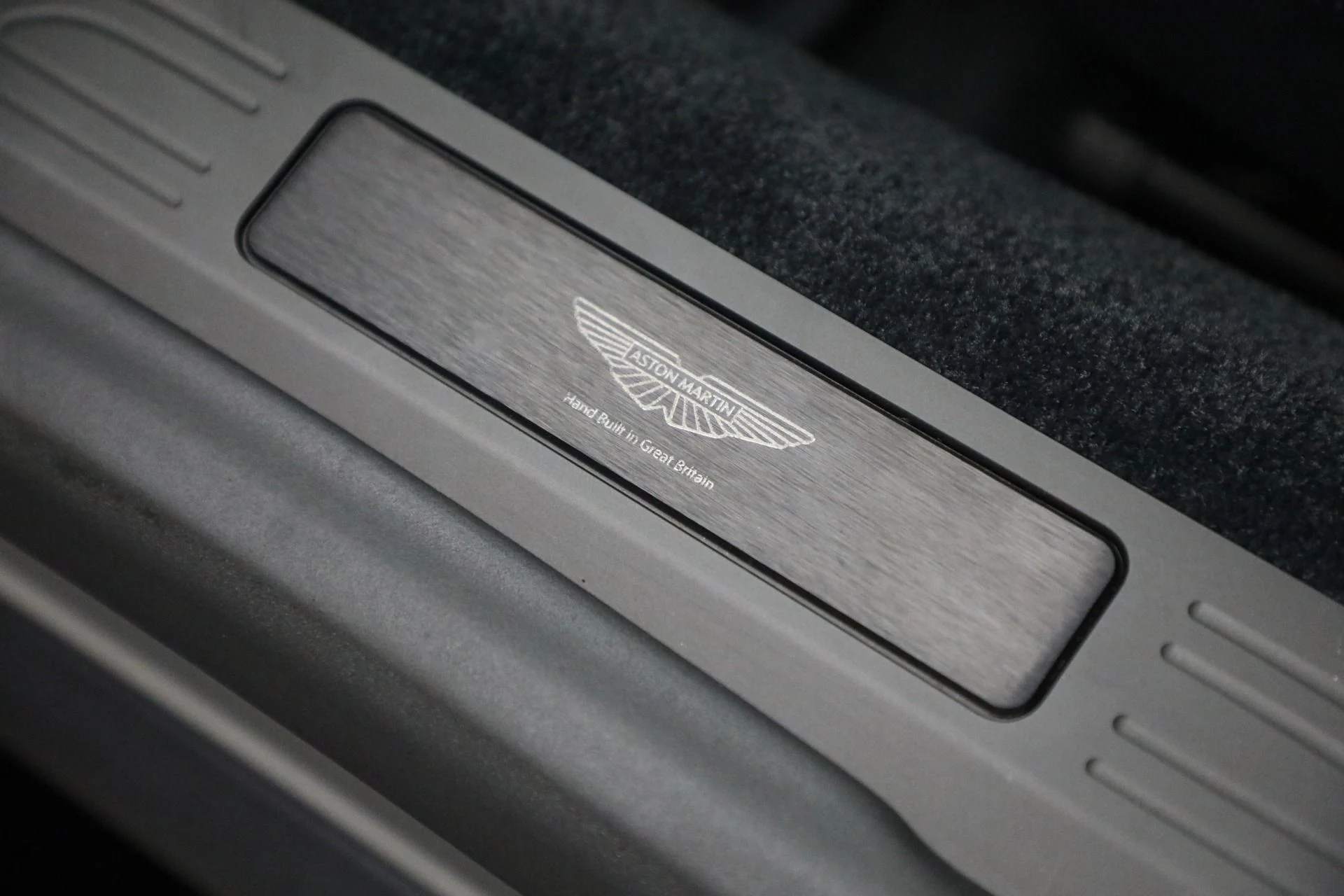 mph023_3675688132_New_2025_Aston_Martin_Vantage_4bb11815da