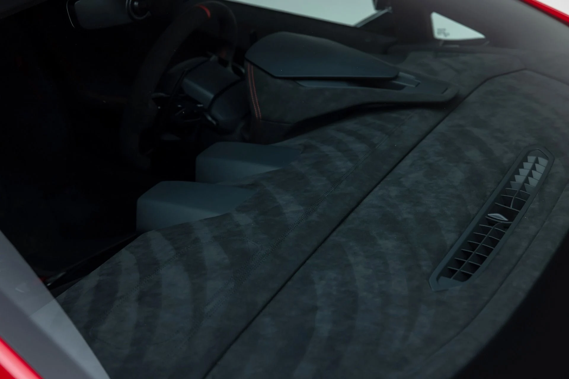 mph023_3675876913_Used_2024_Lamborghini_Huracan_Sterrato_1765391926_e85195c71a