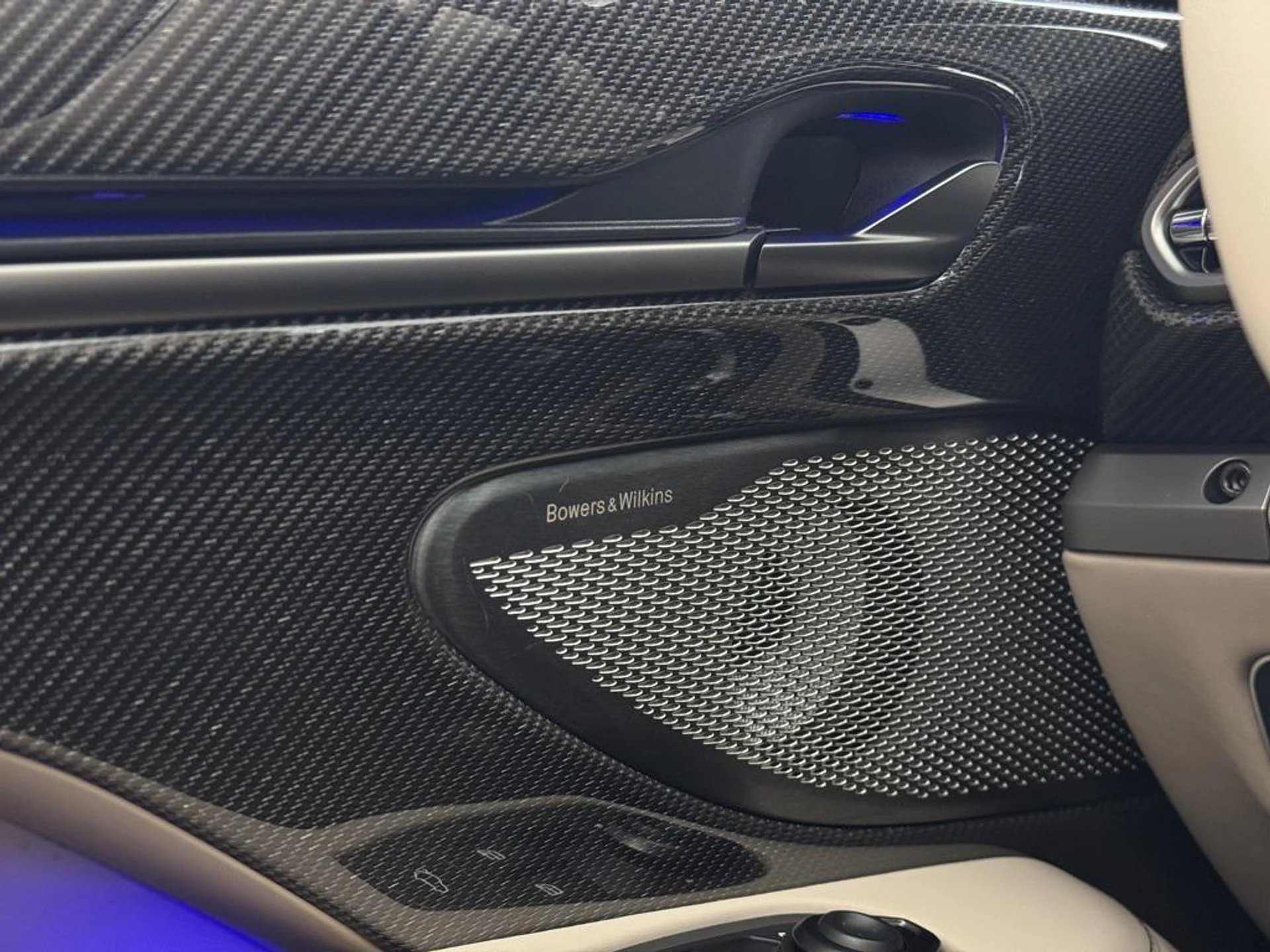 mph023_3676689276_evc_Welc7_T7_K_Mkt2dc_V94zt_LXQYY_15b45dc5b7