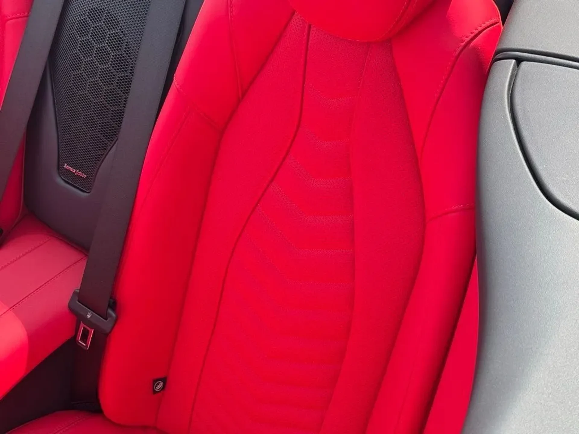 mph023_3677493278_3h176n3ddtwwynb28kic35315gdz_be742fdd60