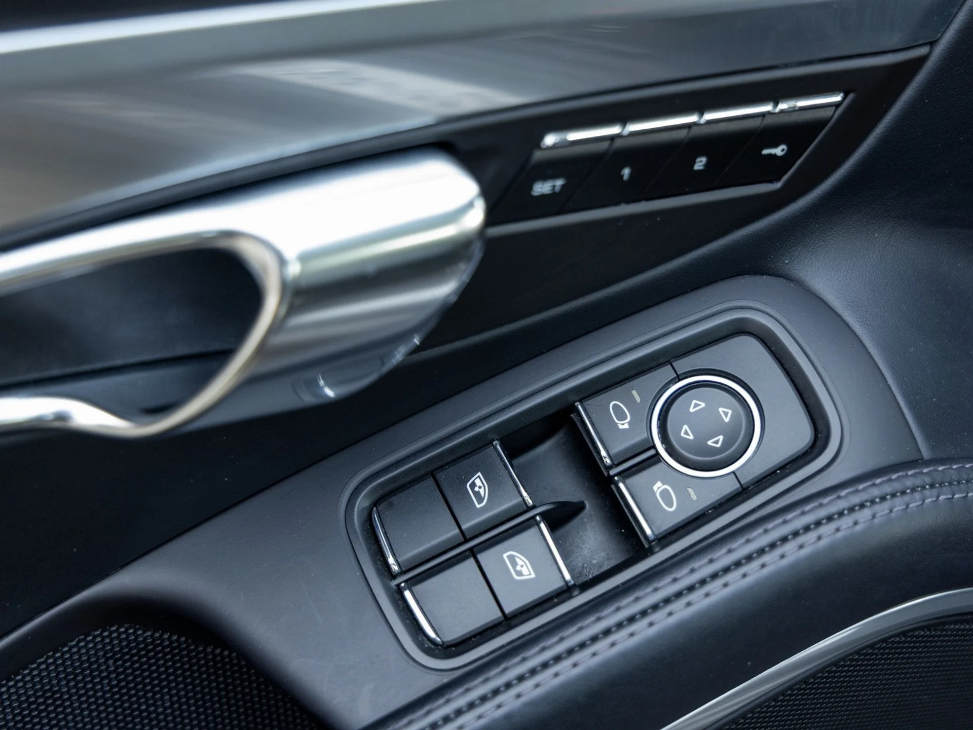 mph023_3677643417_24_1a1e7beb98