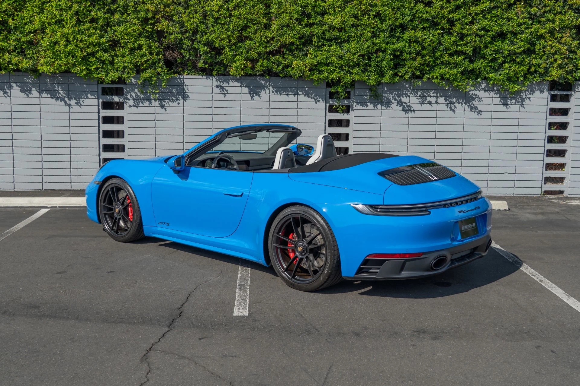 mph023_3679112321_Used_2023_Porsche_911_Carrera_GTS_1759352953_74007b7630