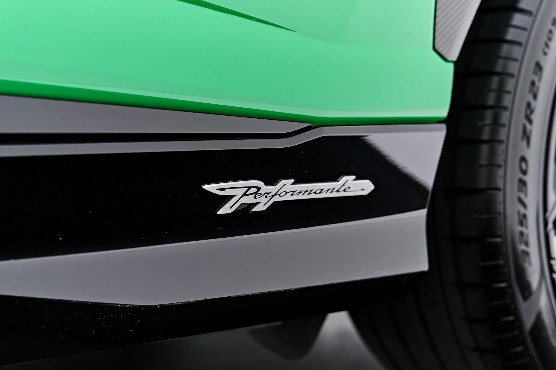 mph023_368690794_Used_2023_Lamborghini_Urus_Performante_1788571136_b485e56fd7