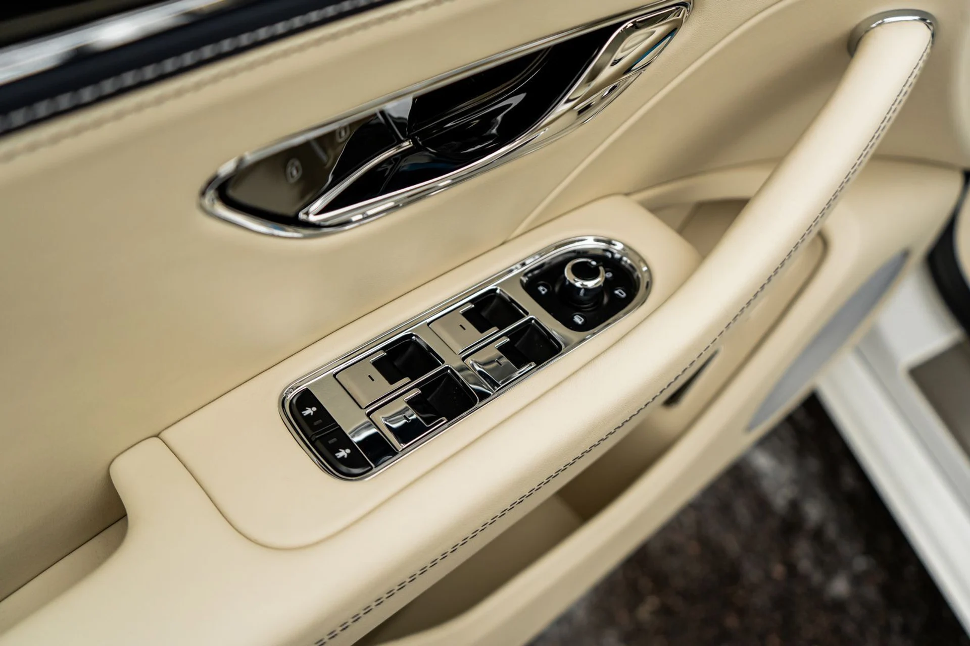 mph023_3688939227_58aafff4_ddeb_412d_b5d2_2623afb2977e_fdc5b24355