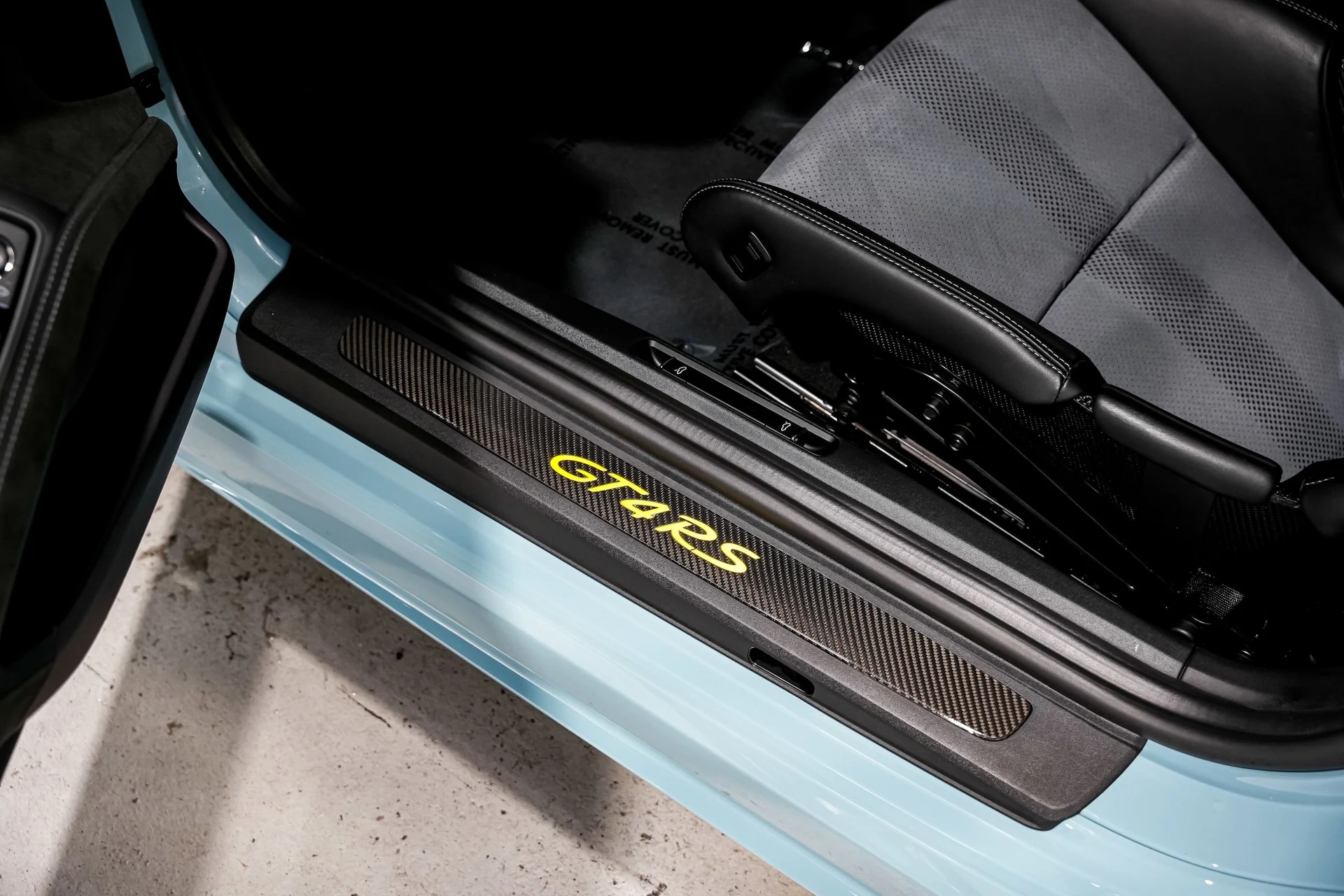 mph023_3691142907_b2c1a39d6c34e0c9110093c6fbefc4c2x_06a41cc349