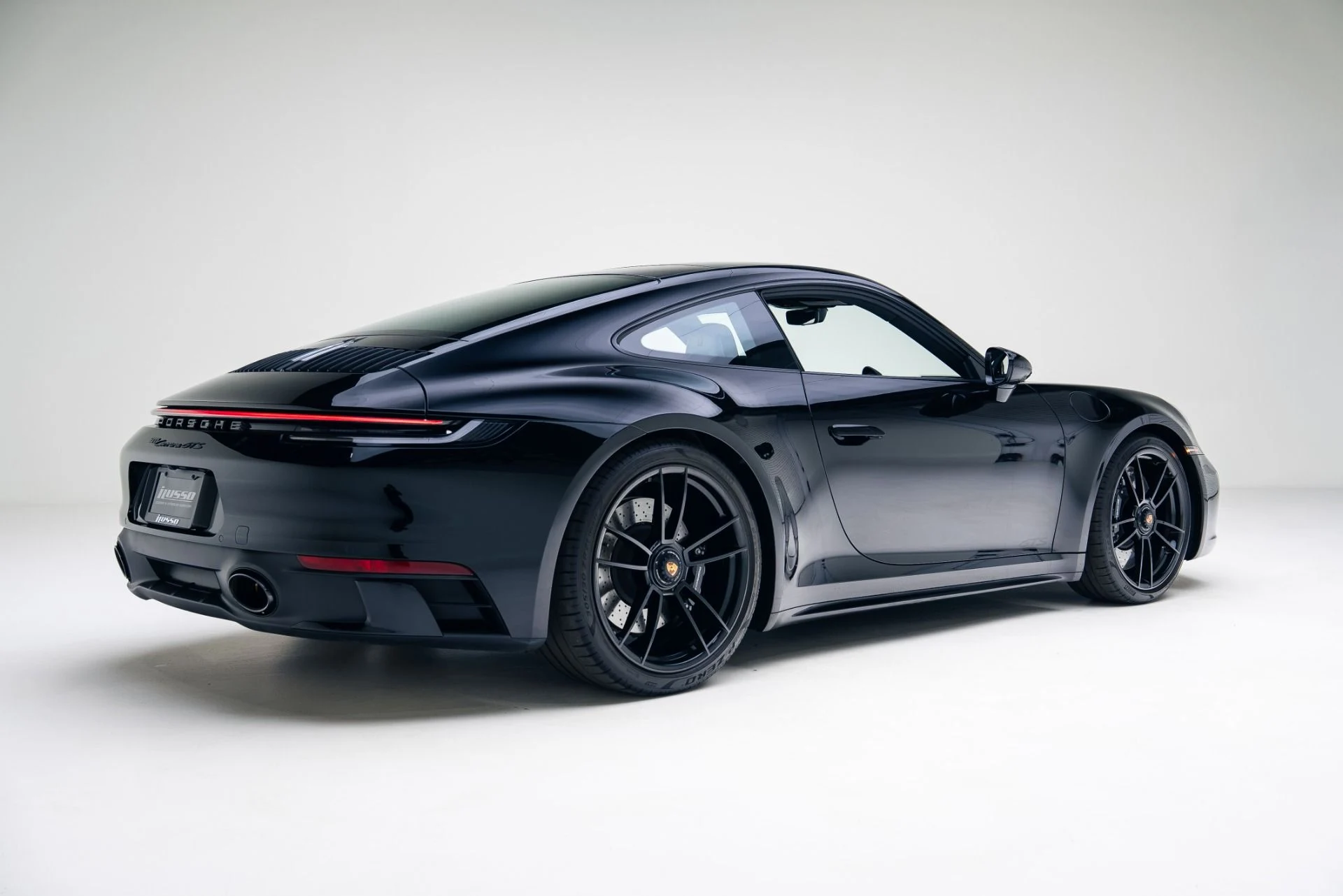 mph023_369466178_Used_2024_Porsche_911_Carrera_GTS_1766089417_eb42c703de