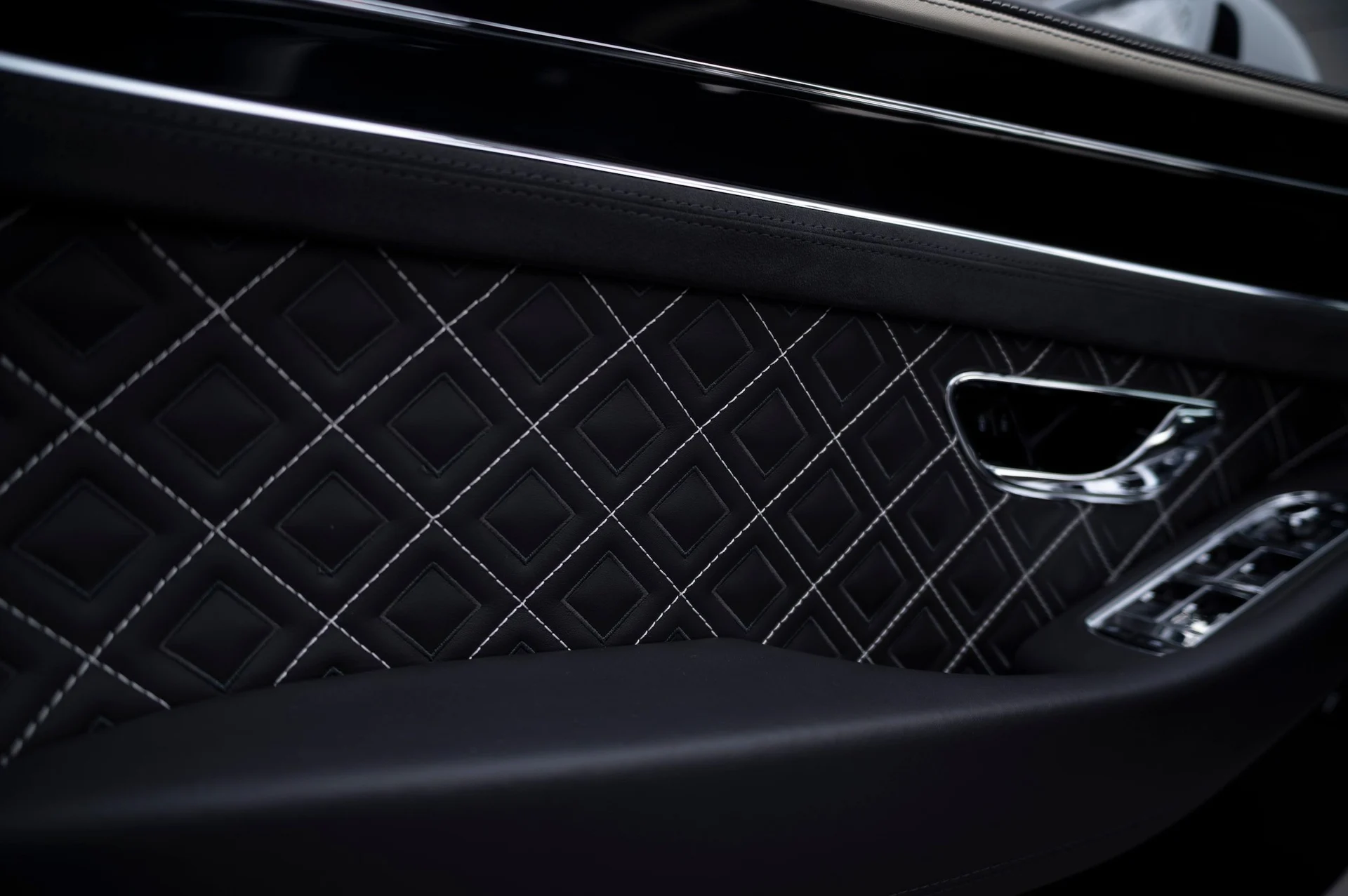 mph023_3696148789_4ff443372a574377bb214b5731cba994_c0f4f3475b