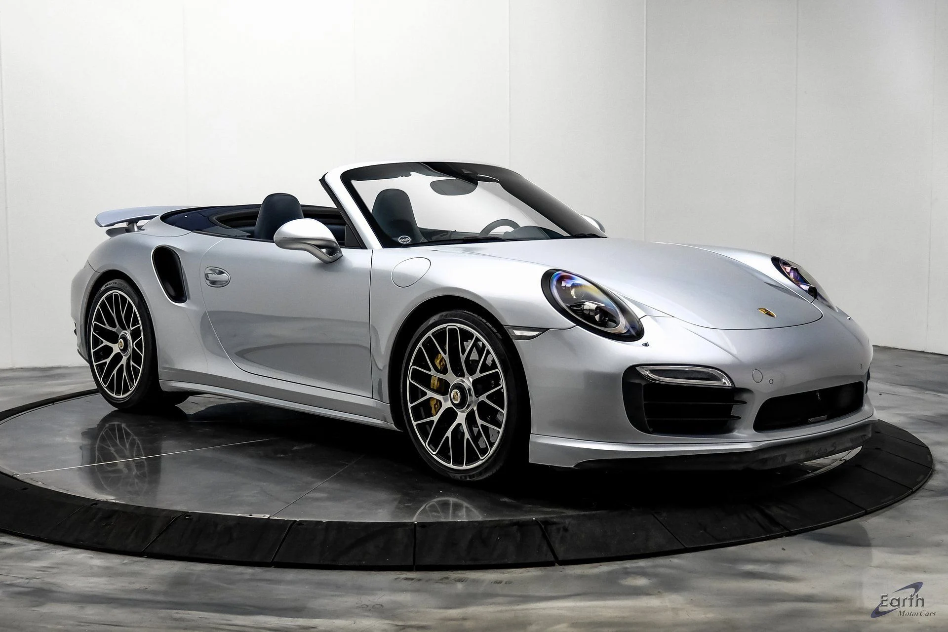 mph023_369941946_2b00fc4c84a41438cc11384aa099290bx_9380fd51dd