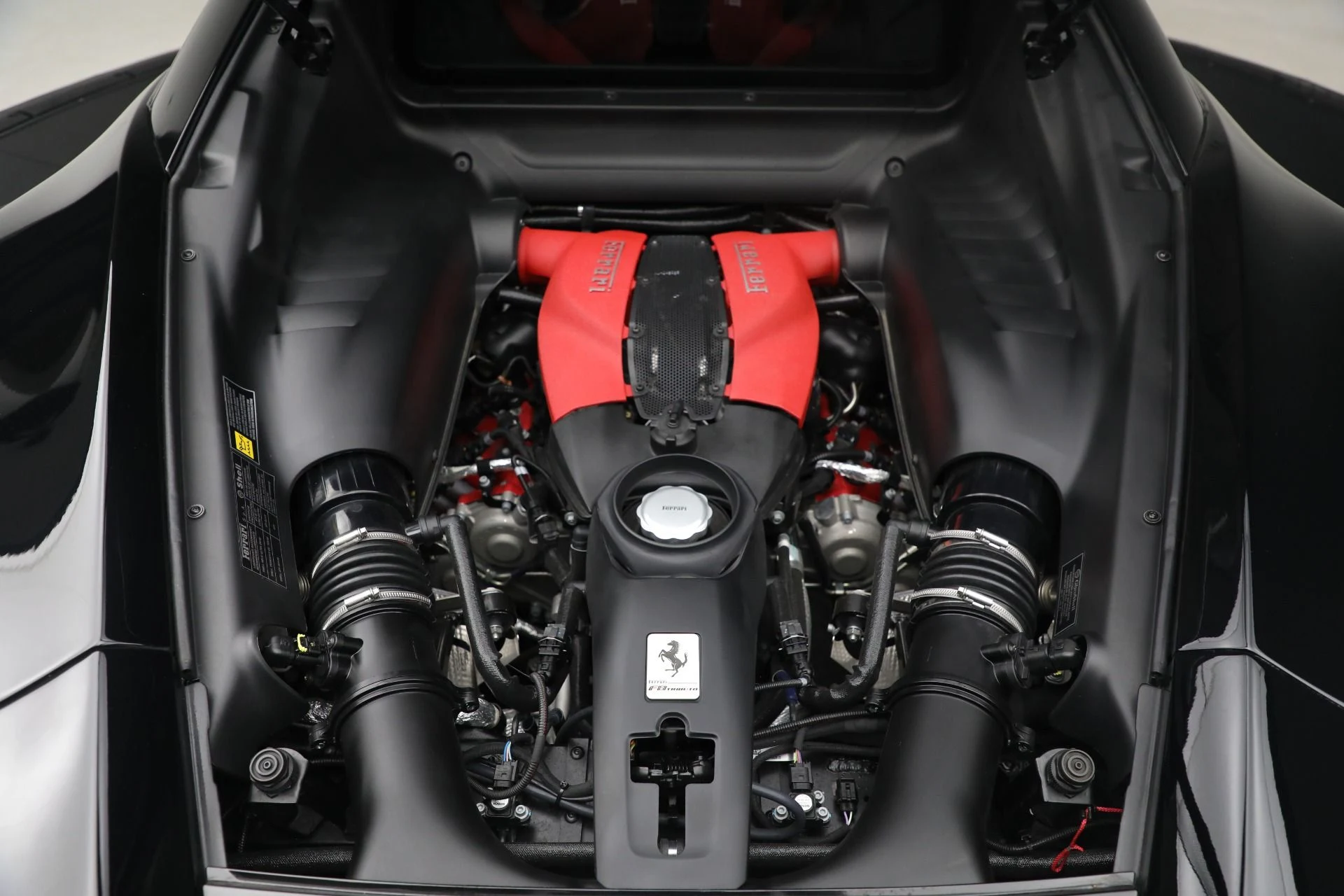 mph023_3701841463_Used_2020_Ferrari_F8_Tributo_1762209195_9d3c218481