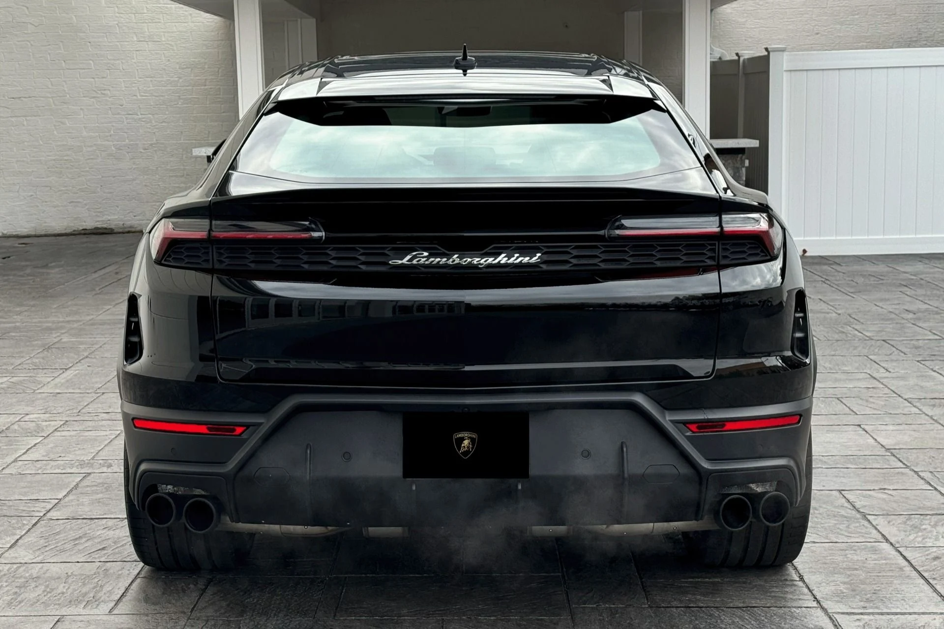 mph023_370224561_Used_2025_Lamborghini_Urus_SE_1744358450_f43e294b1f