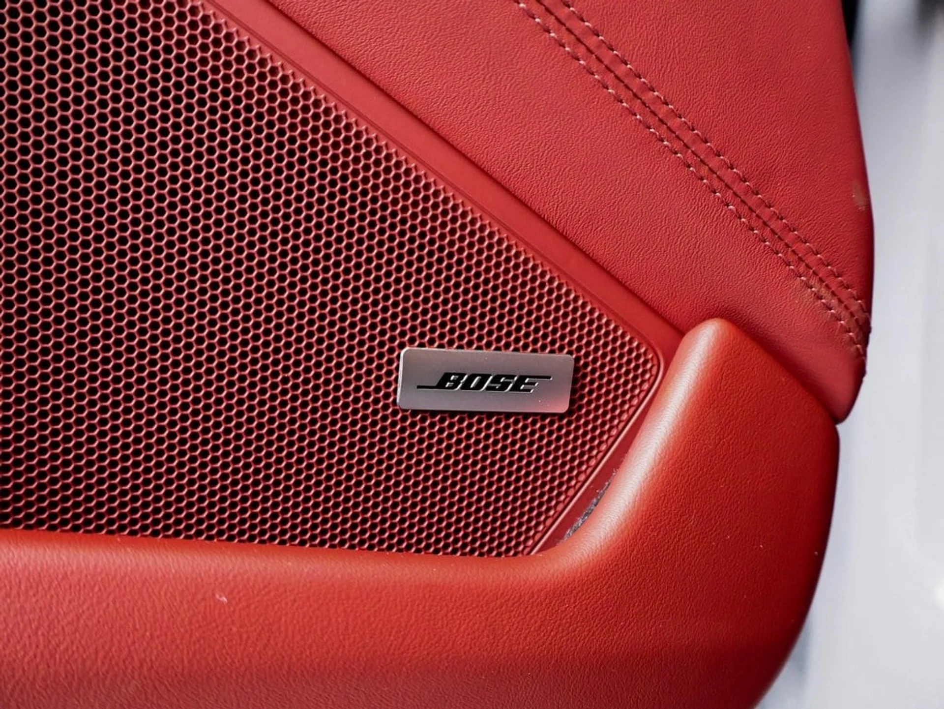 mph023_370459709_9cf1f2637e571c192bed121cf8baf917x_365b0281c4