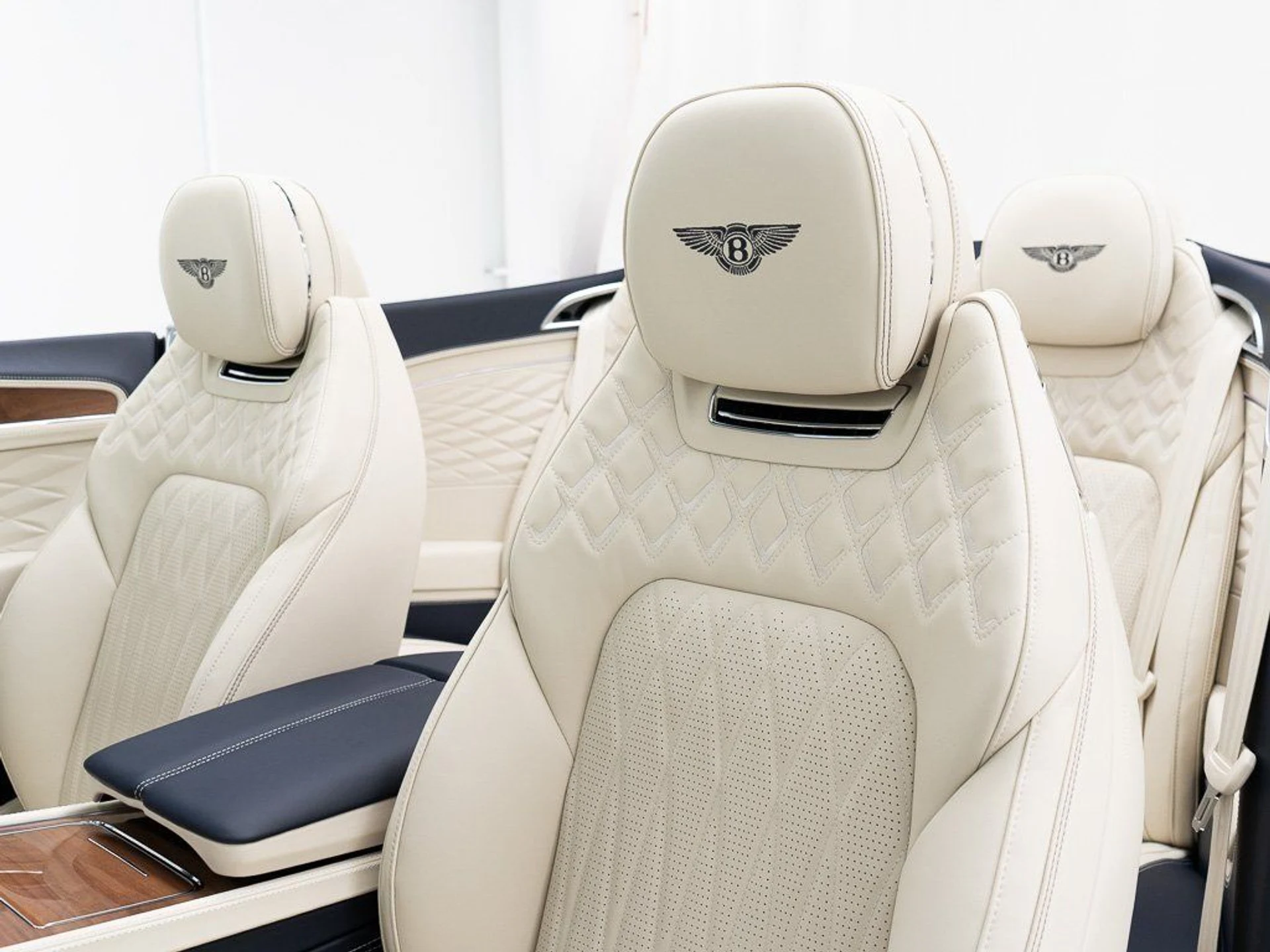 mph023_3708259208_ebdece5ca545ace3b32b56df38b8159b_09a0c78284