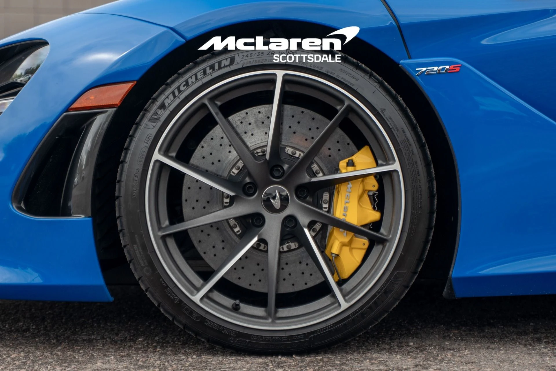 mph023_3713333694_Used_2019_MCLAREN_720_S_Performance_1764026171_f7e8172abd