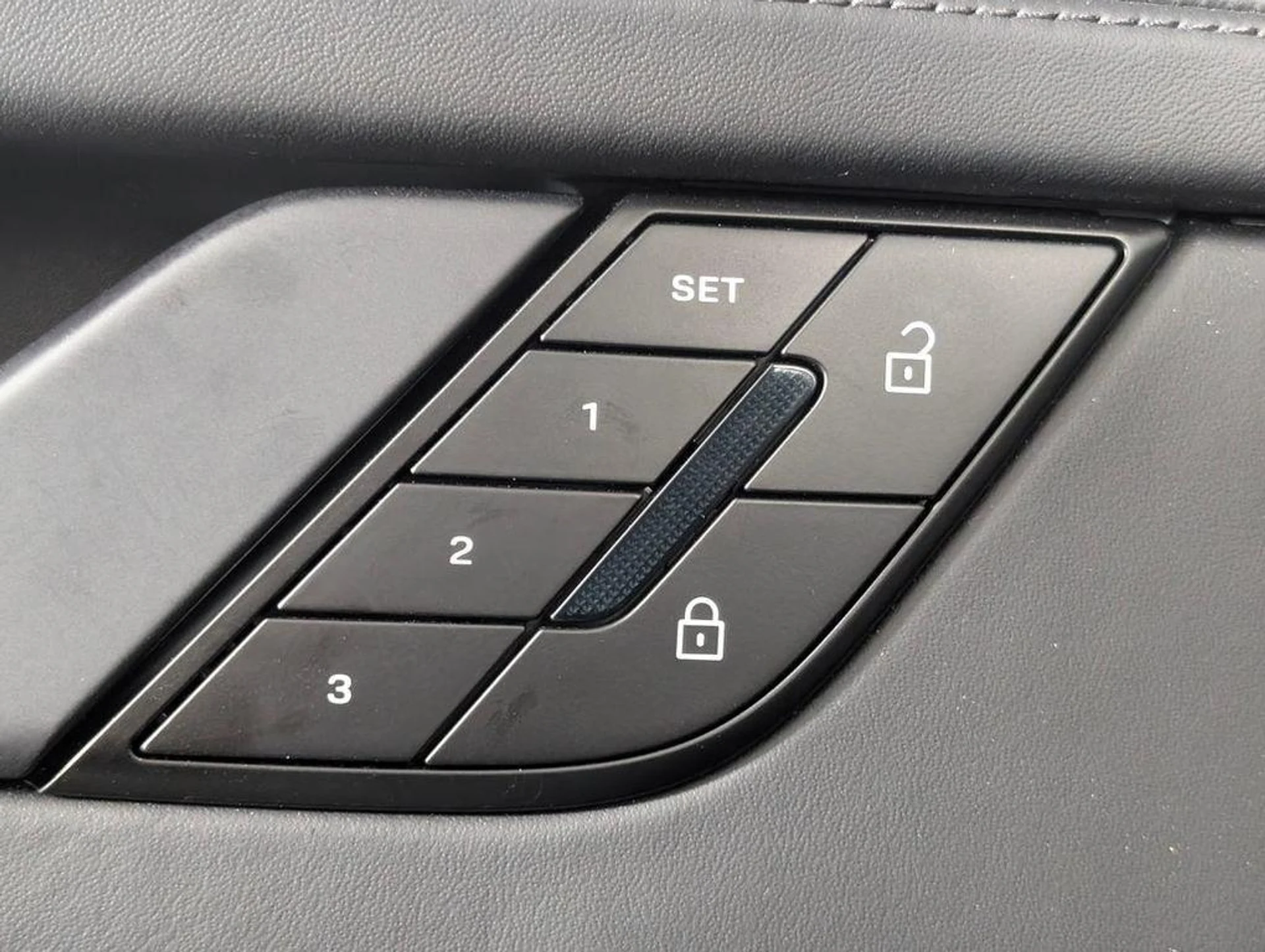 mph023_372304074_we_biv_MEW_Xpiw4_NP_6_Br_Ao3wjj_Qo_5c1fc1bce8