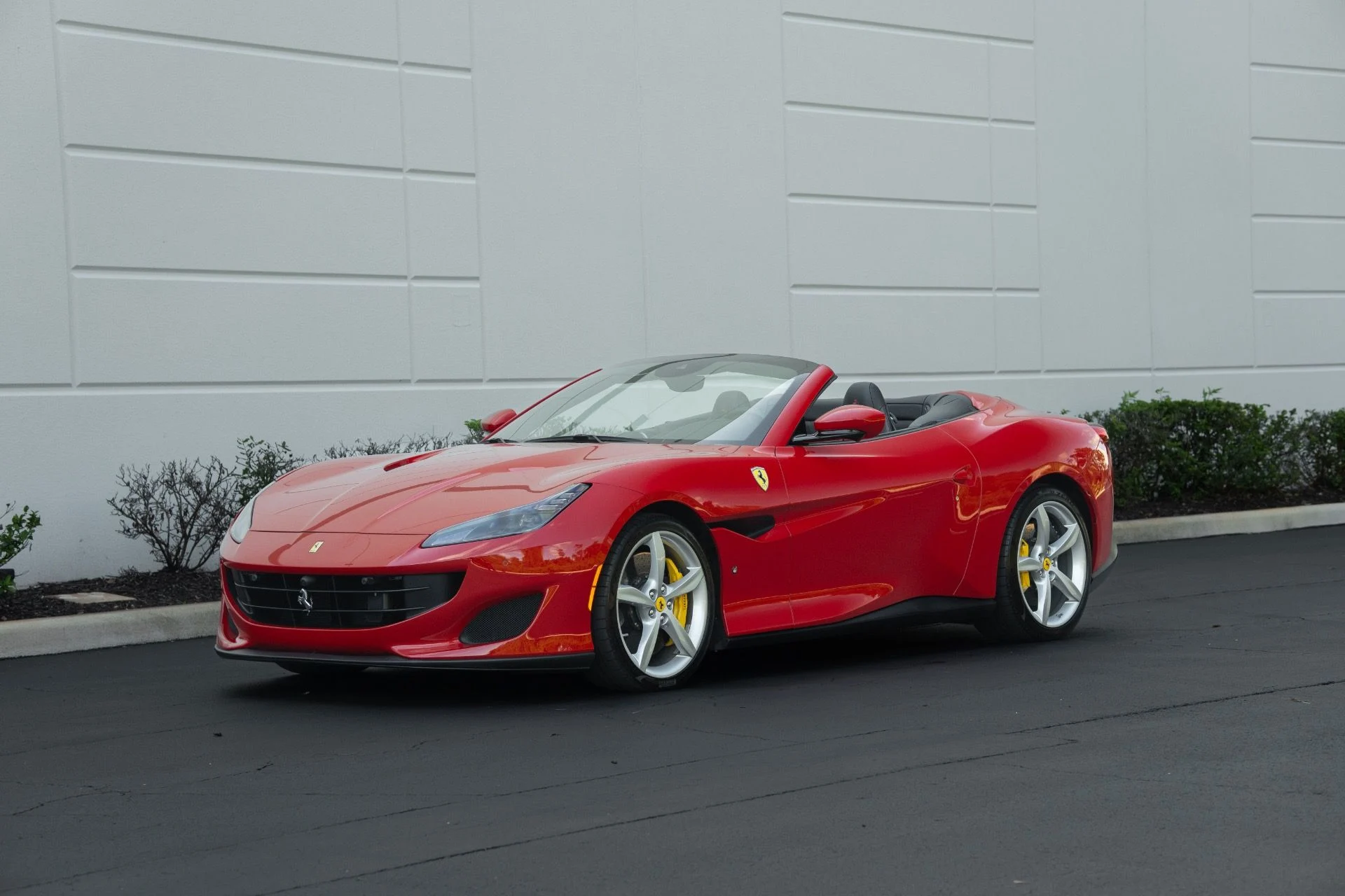 mph023_3726552570_Used_2020_Ferrari_Portofino_1760457229_c90d2ad413
