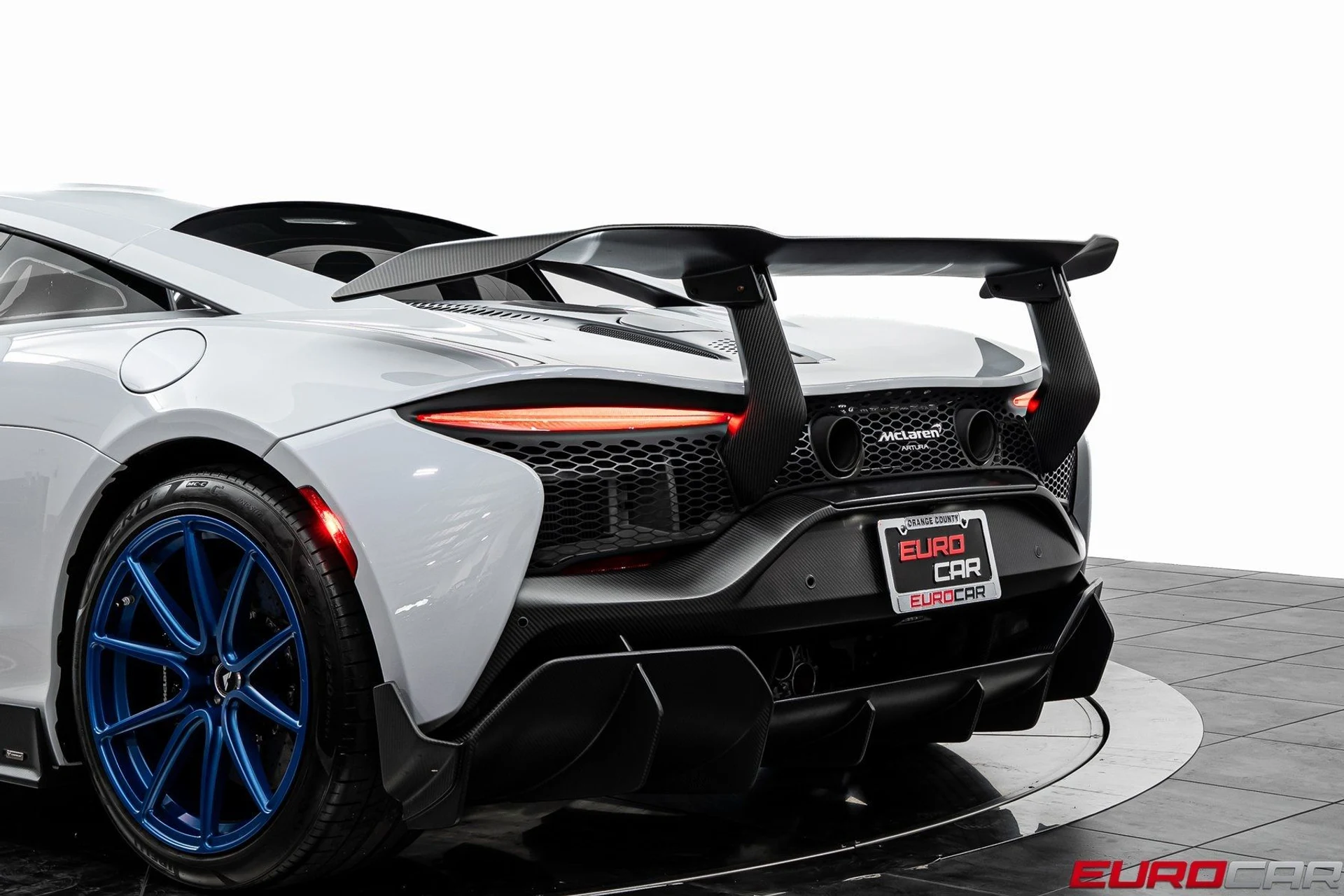 mph023_3735698059_image_24_0aa10d7651