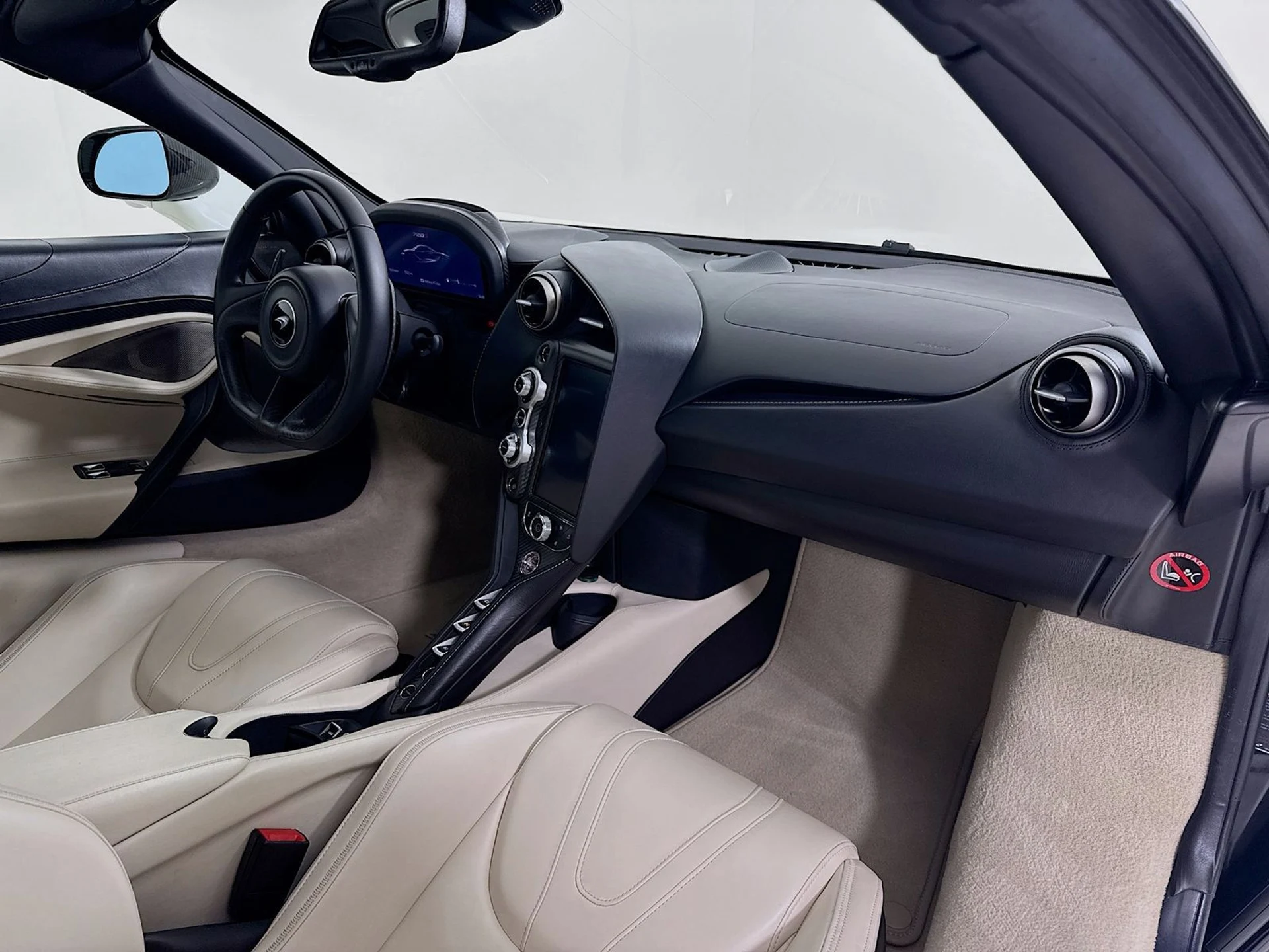 mph023_373659220_258bfb3d0a92996cbee84ee69d8cdc76x_0af342f9c6