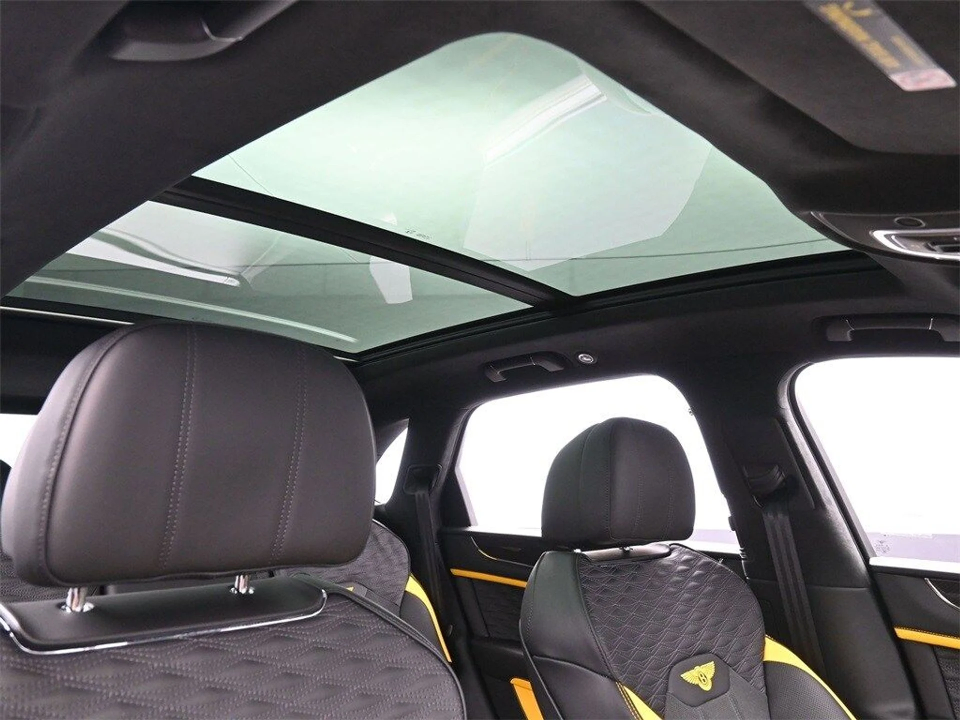 mph023_3745086728_739e4a3a272af14fc6deb2279ba11005x_1266afd2dd