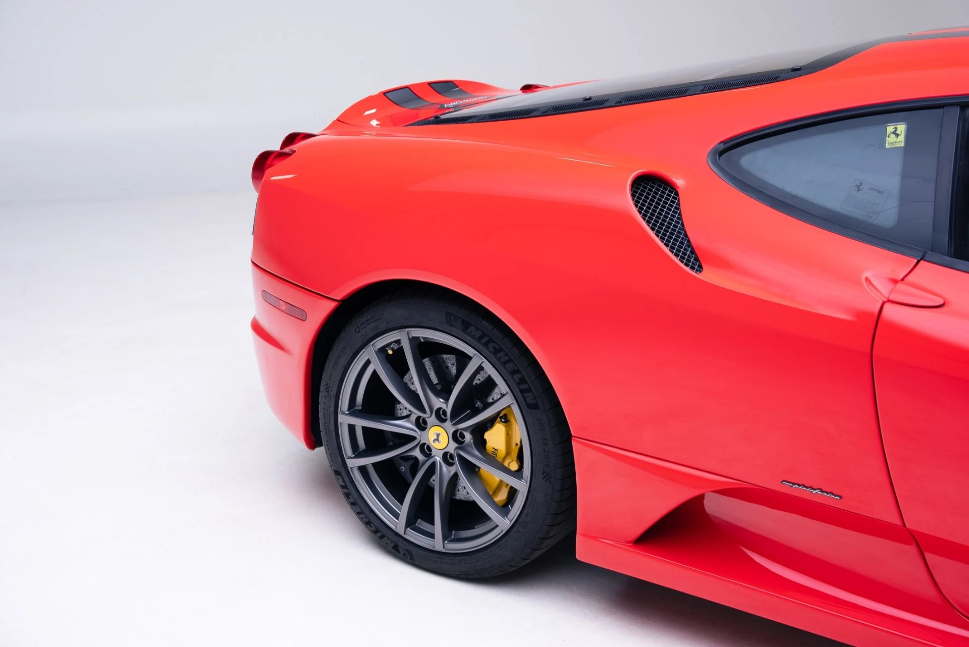 mph023_3745504400_Used_2009_Ferrari_430_Scuderia_1768264426_78c536723c