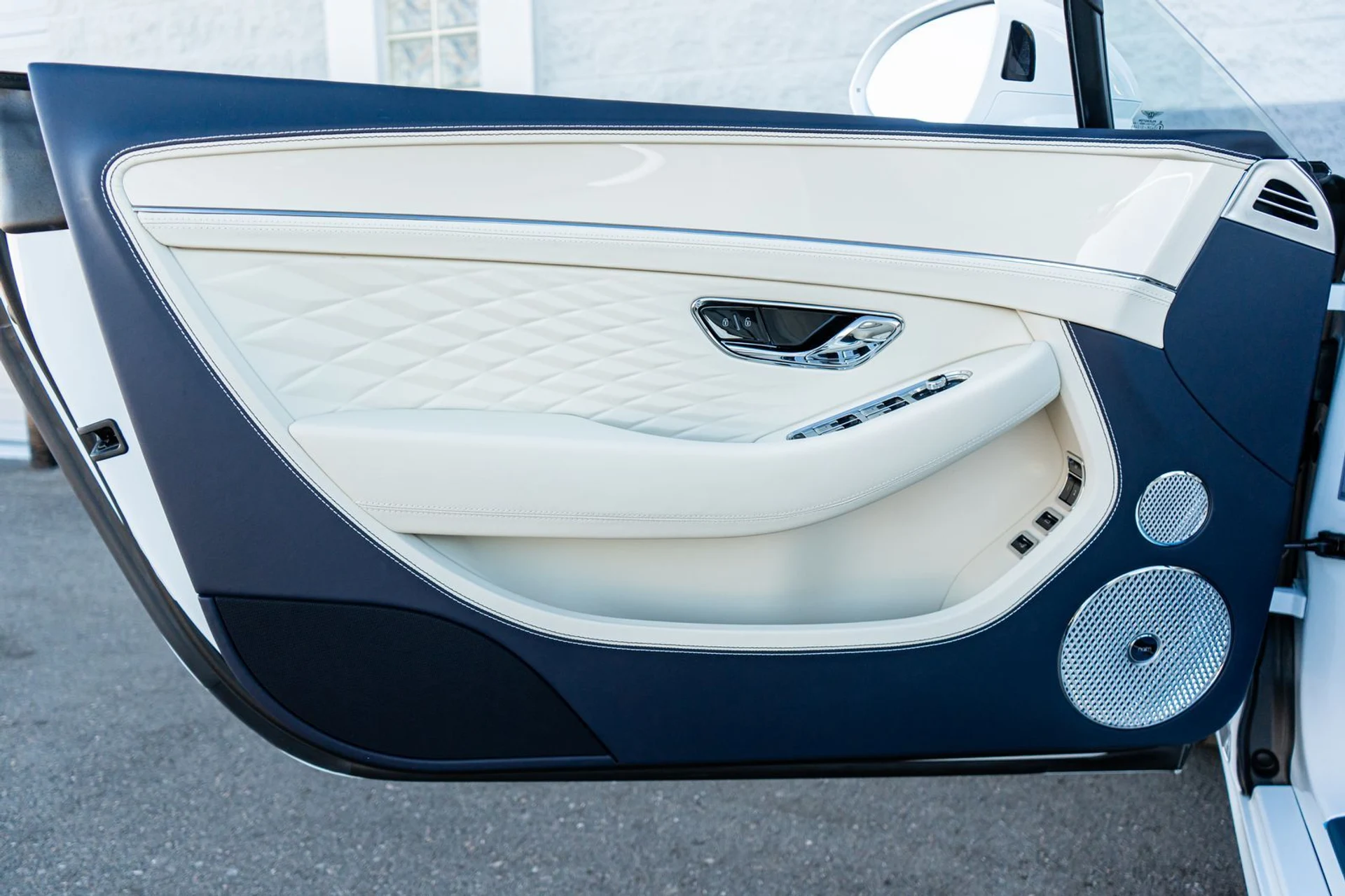 mph023_3746347029_c2ef229c_e9ab_4e14_9282_ec7830e88d36_981d277b58