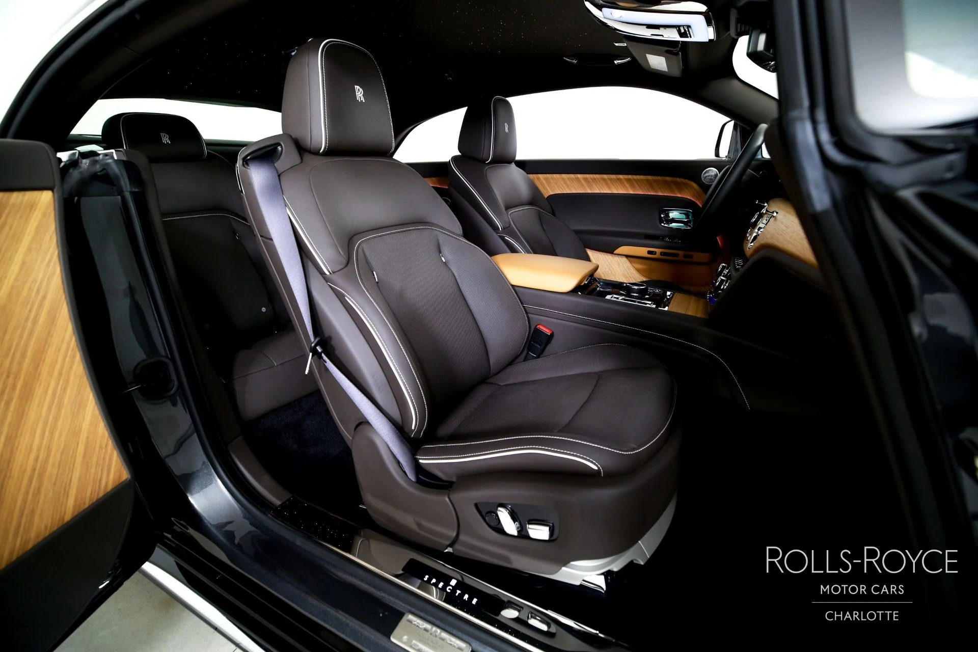 mph023_3747366536_Used_2025_Rolls_Royce_Spectre_1757713679_71903a4656