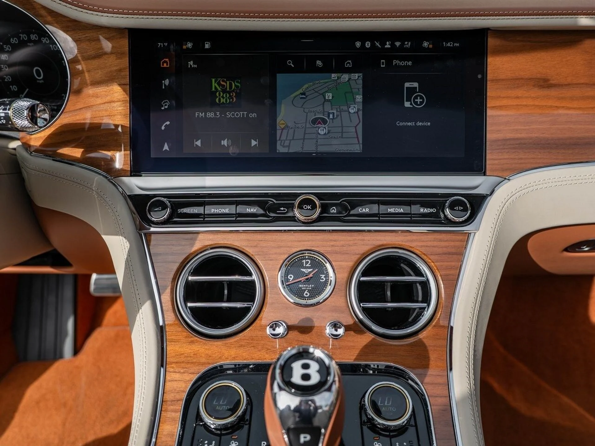 mph023_3752353942_122c960ff05ffd455b9d475aa846e995x_588499818e