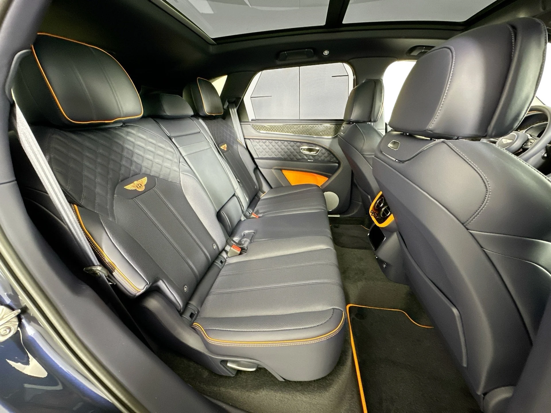 mph023_375261675_24_3ebba21f57