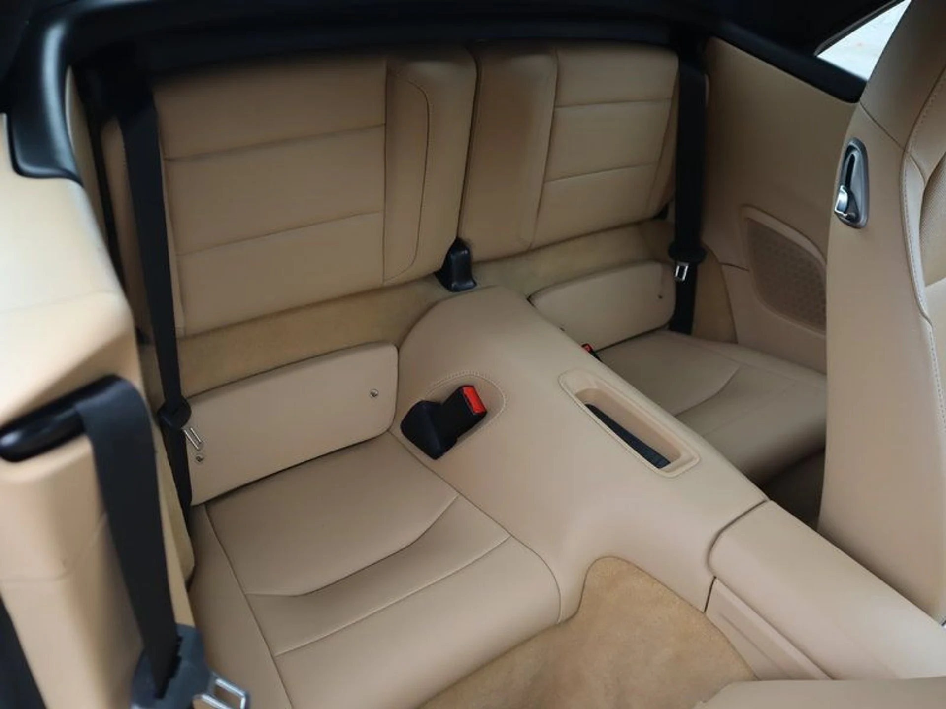 mph023_3752622560_37300667_08154_5ac53f876e5bfac83d416bcd763647eb_da844b0986