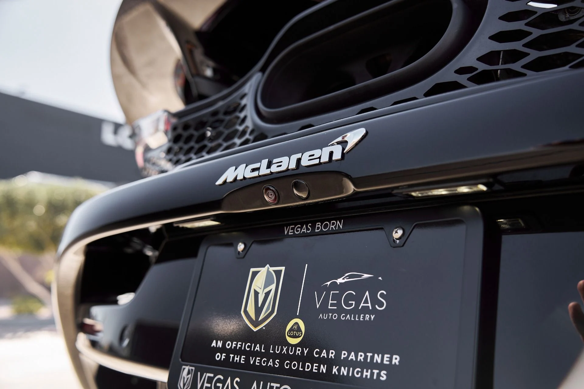 mph023_3755780914_Used_2024_Mc_Laren_750_S_Spider_1762034322_8abddaa05e