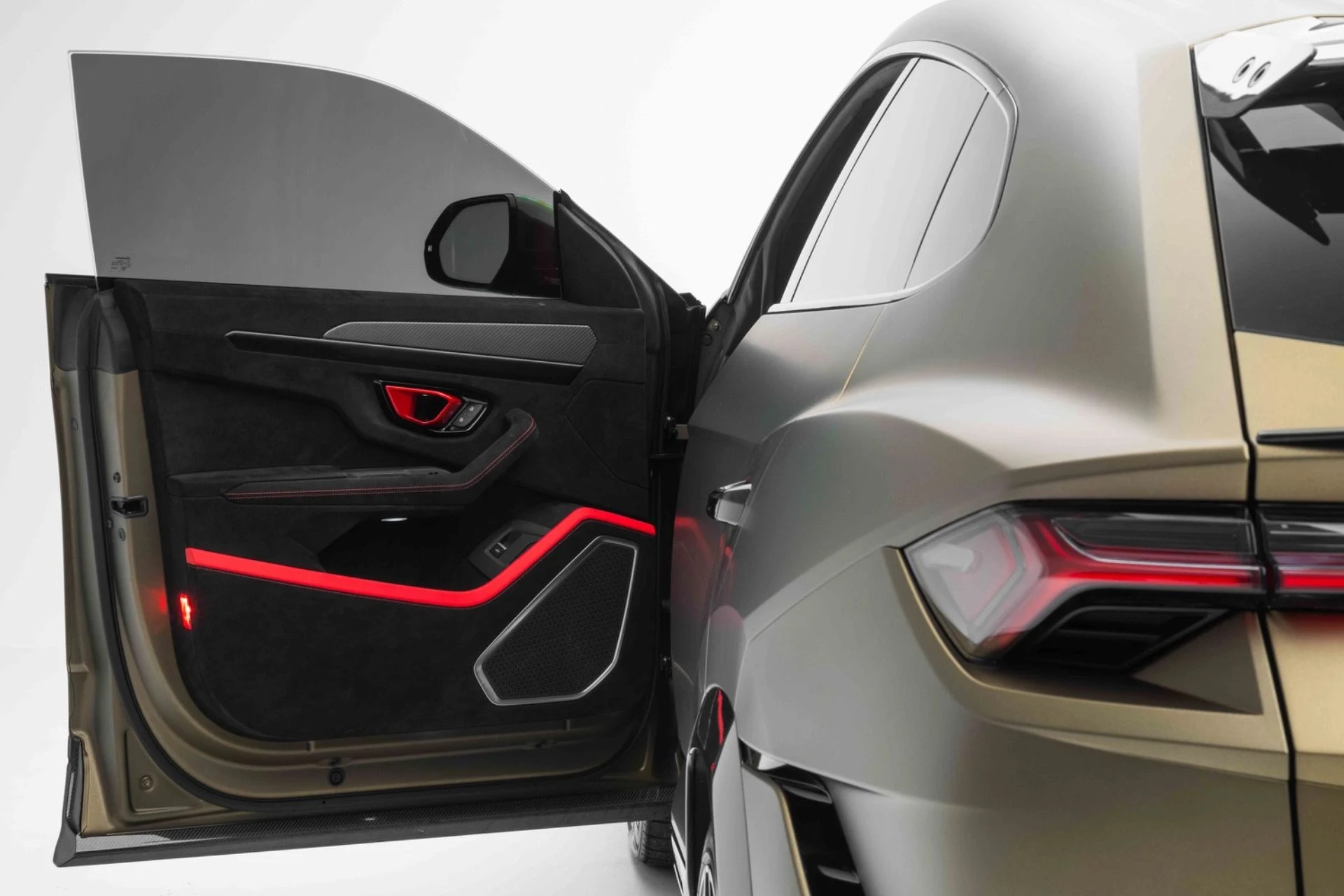 mph023_3766268334_Used_2024_Lamborghini_Urus_Performante_1774028767_5360732f4a