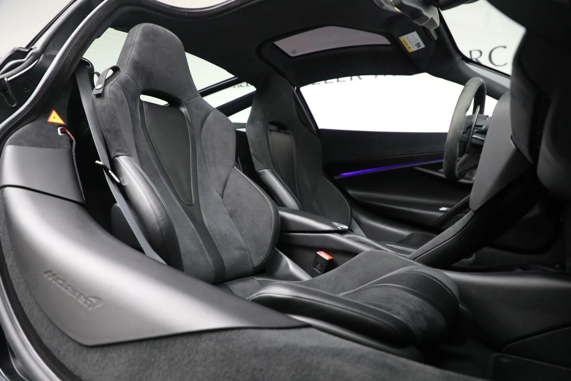 mph023_3766644165_Used_2018_Mc_Laren_720_S_Performance_a6406c9bed