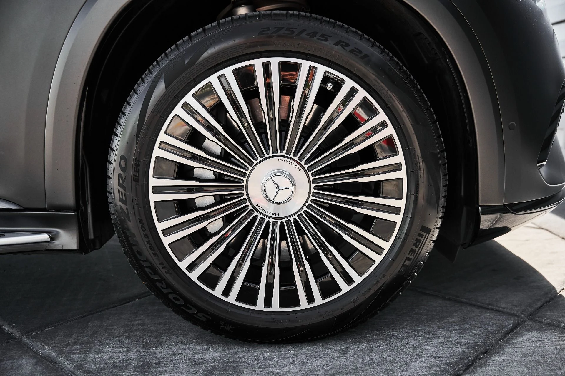 mph023_3767368922_Used_2024_Mercedes_Benz_EQS_Maybach_EQS_680_1774575169_3559bb26cf