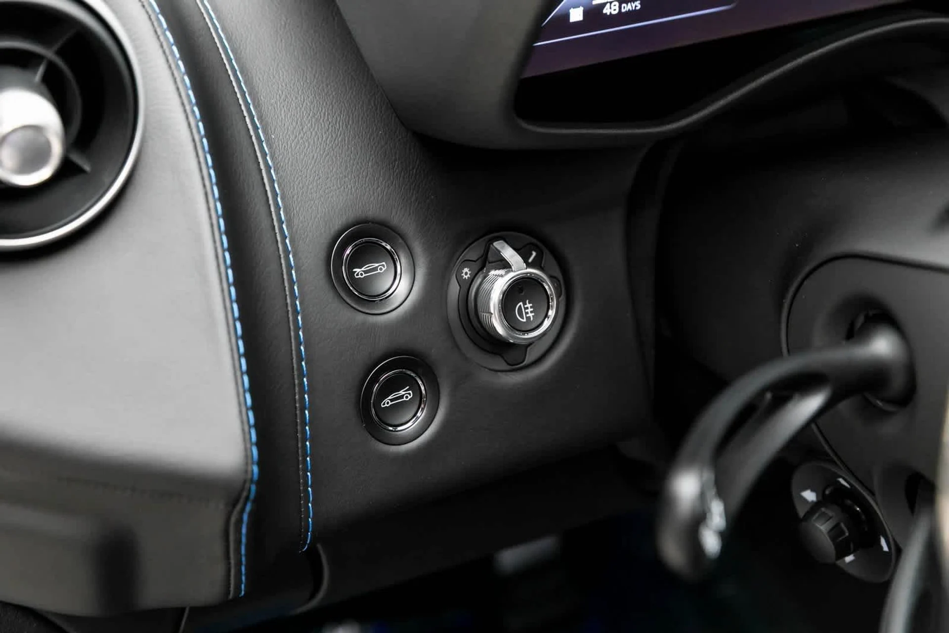 mph023_3767892460_24_6e5296359a