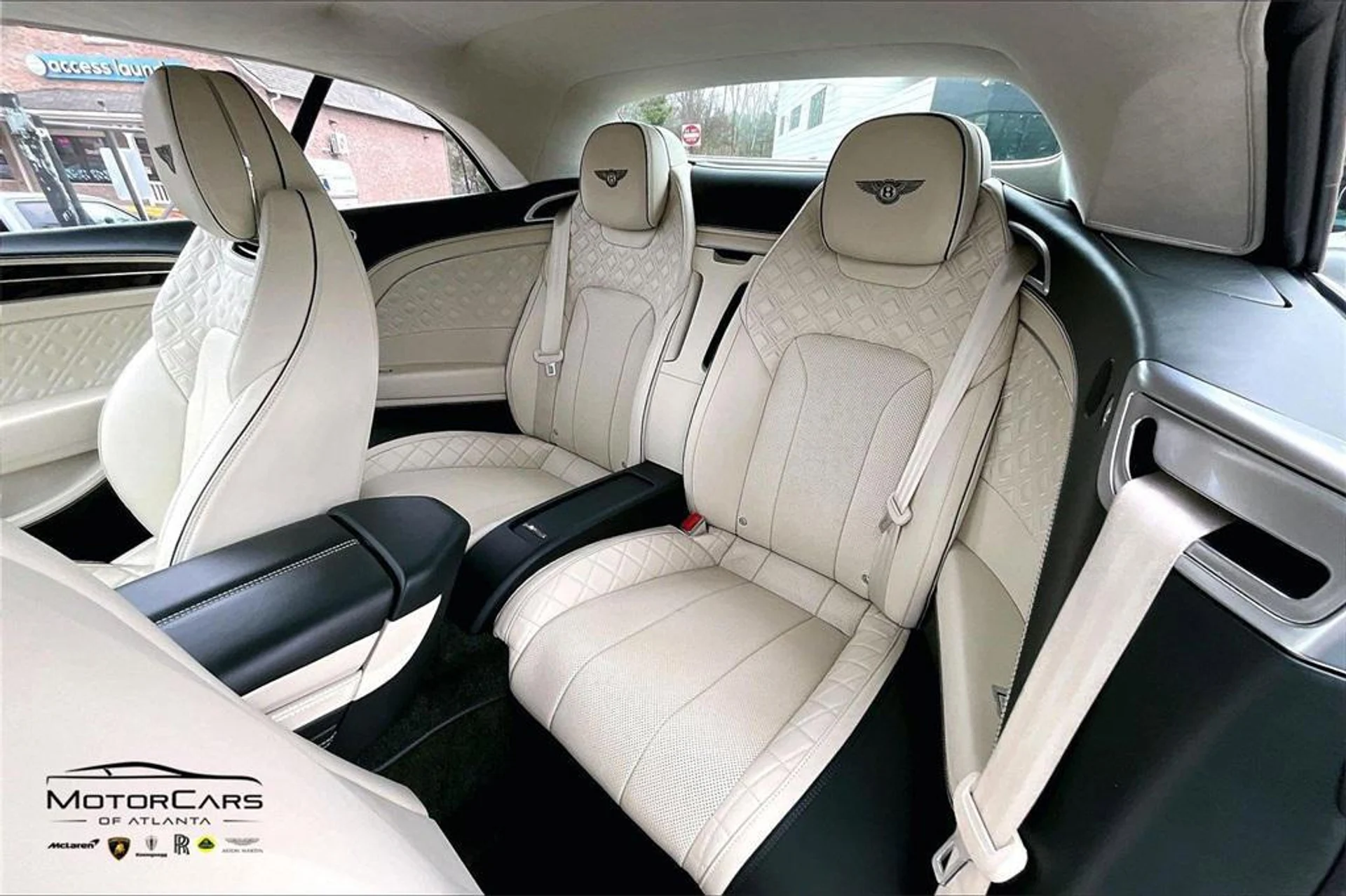 mph023_3780522148_tuv_Mdpf_UX_7_Owc_Lp_Uk_Ggs_Dyvqa_Bw_1641028095