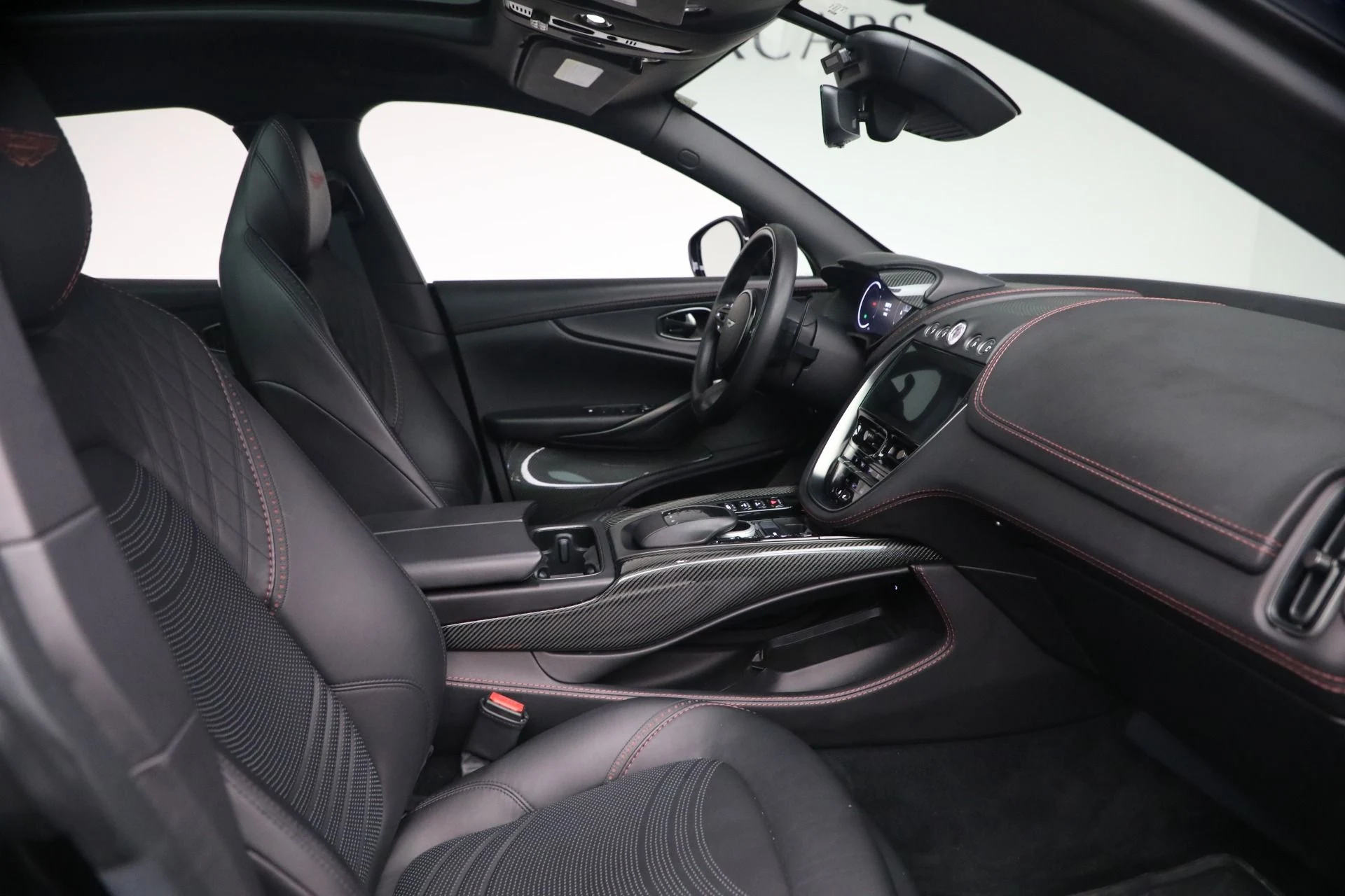 mph023_3790514369_Used_2022_Aston_Martin_DBX_1777325442_07501571c6