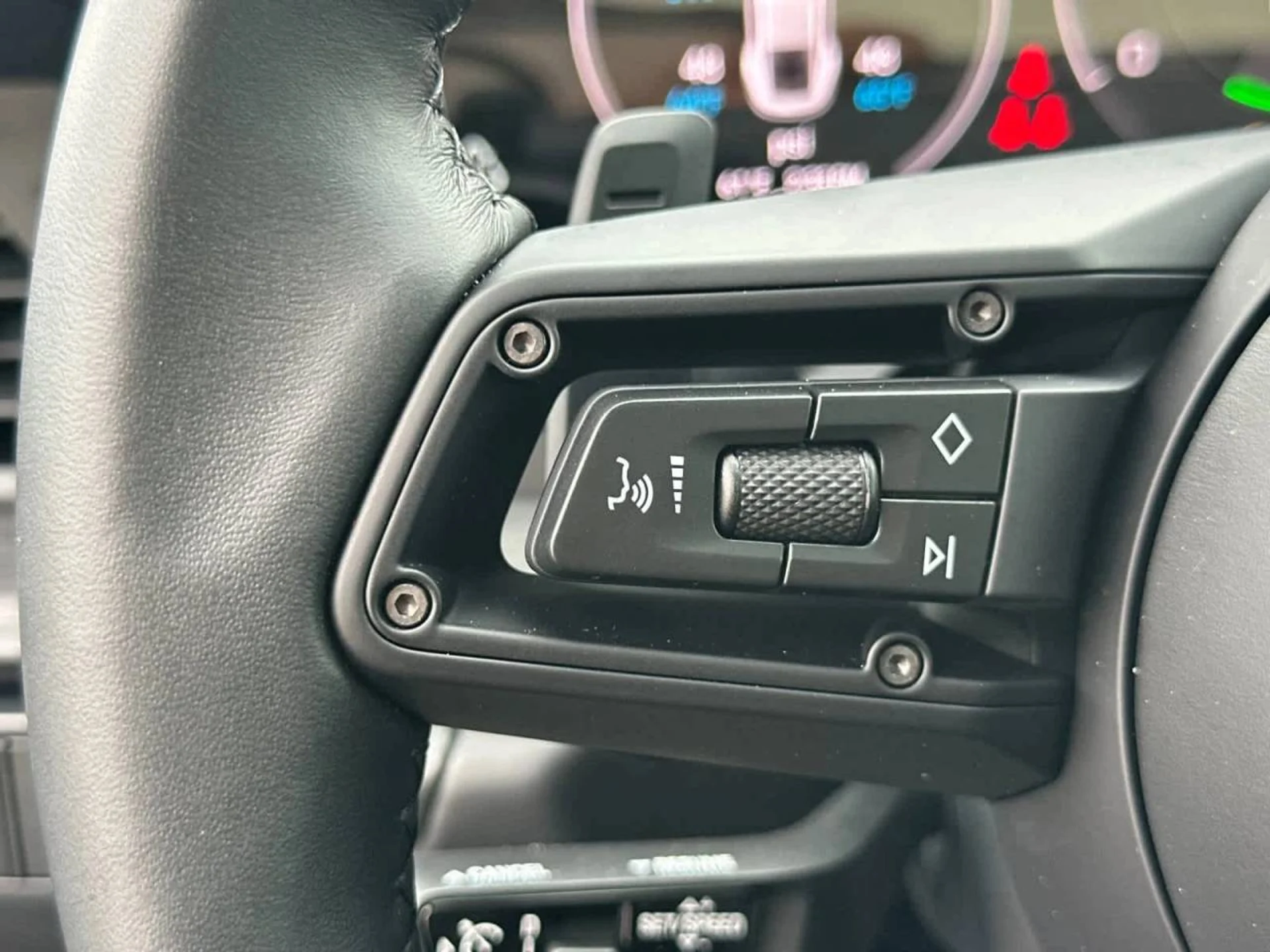 mph023_3795245619_24_6677e0b500