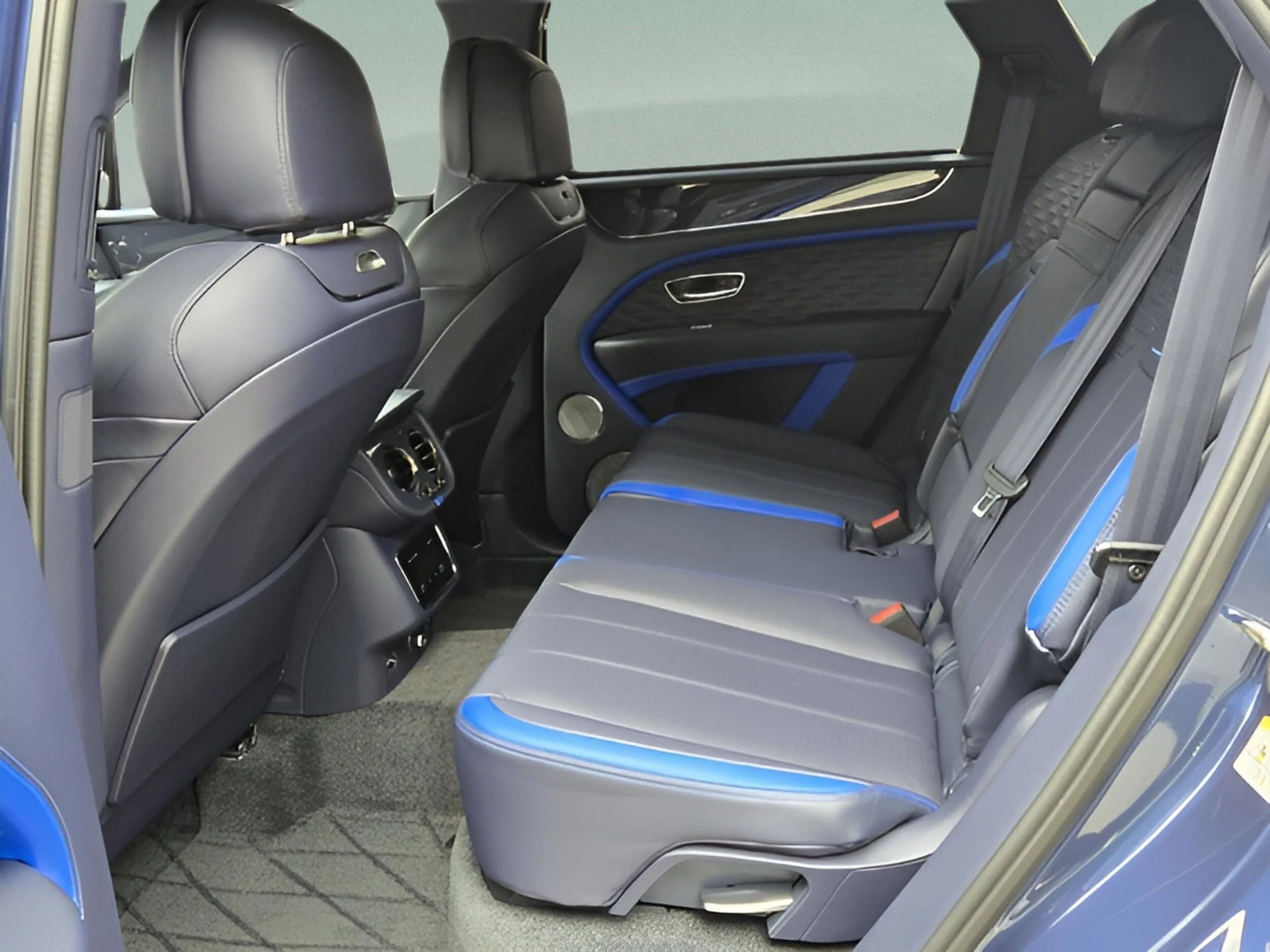 mph023_3801393900_369bb86772710441d3c3d856b1a81c90x_a6c1d3d92e